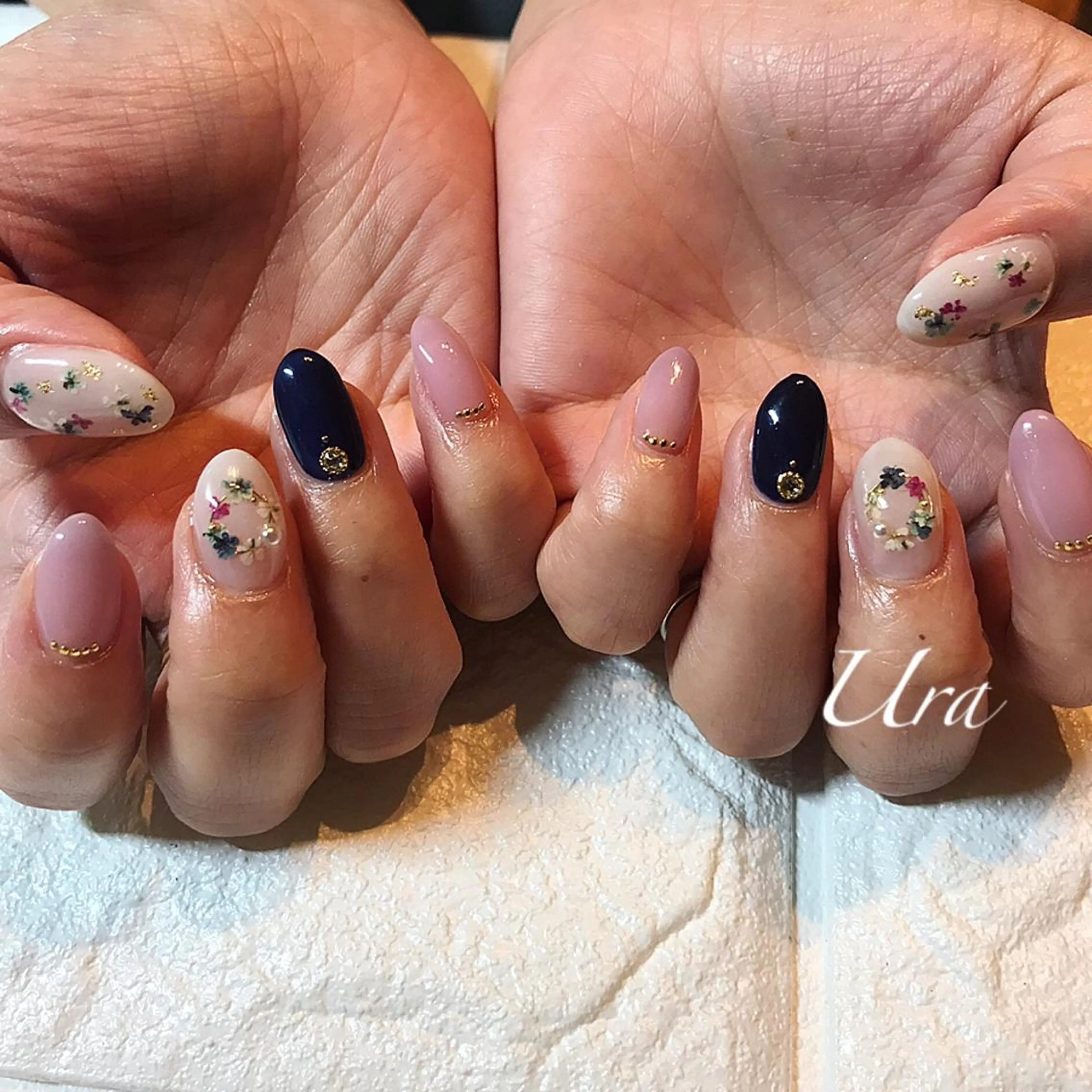 ネイル UrakoNail 《nail》のネイルデザイン