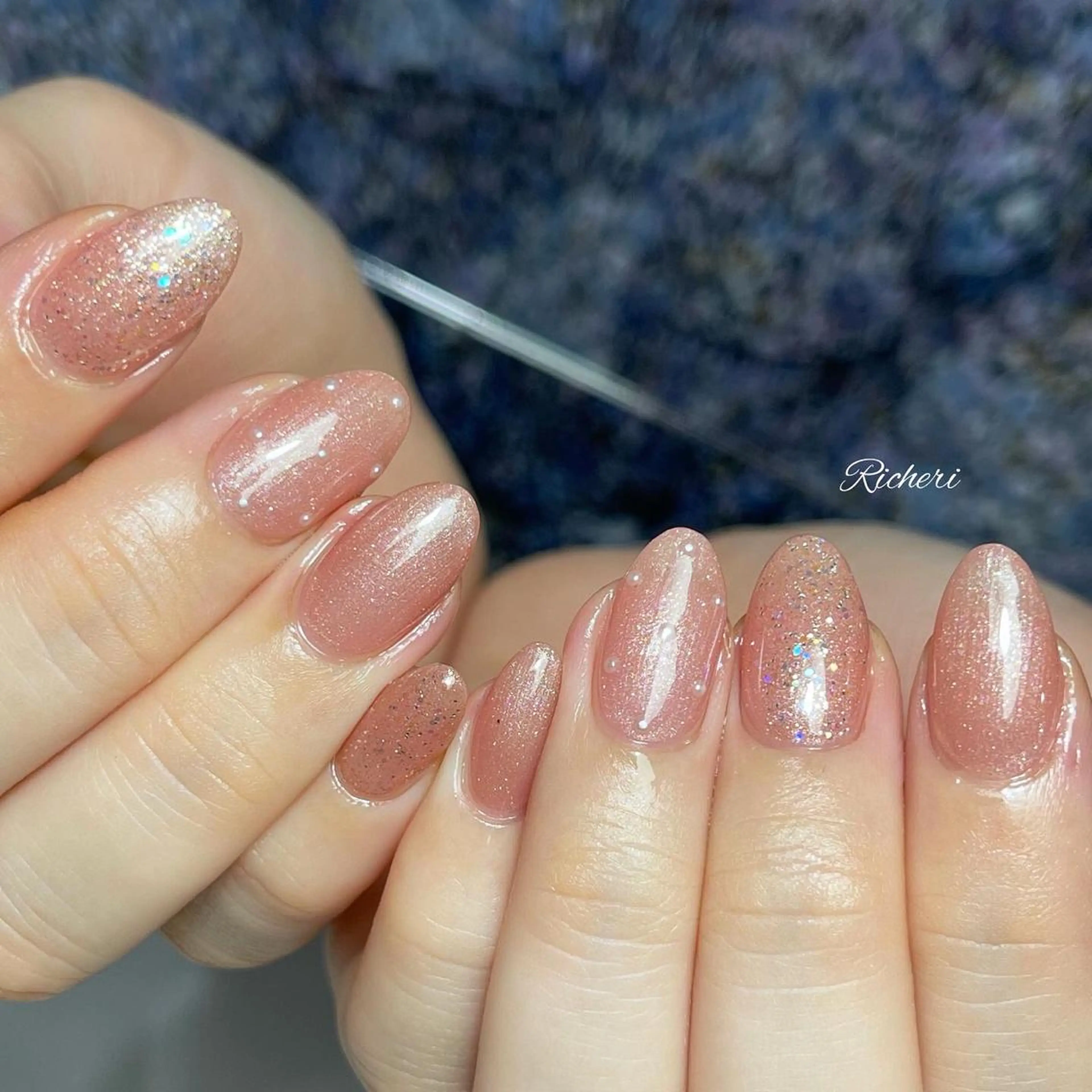 ショート ネイル 韓国風ヘア アートネイル フレンチネイル ジェルネイル キラキラネイル richeri beautyのエステ・リラクイメージ