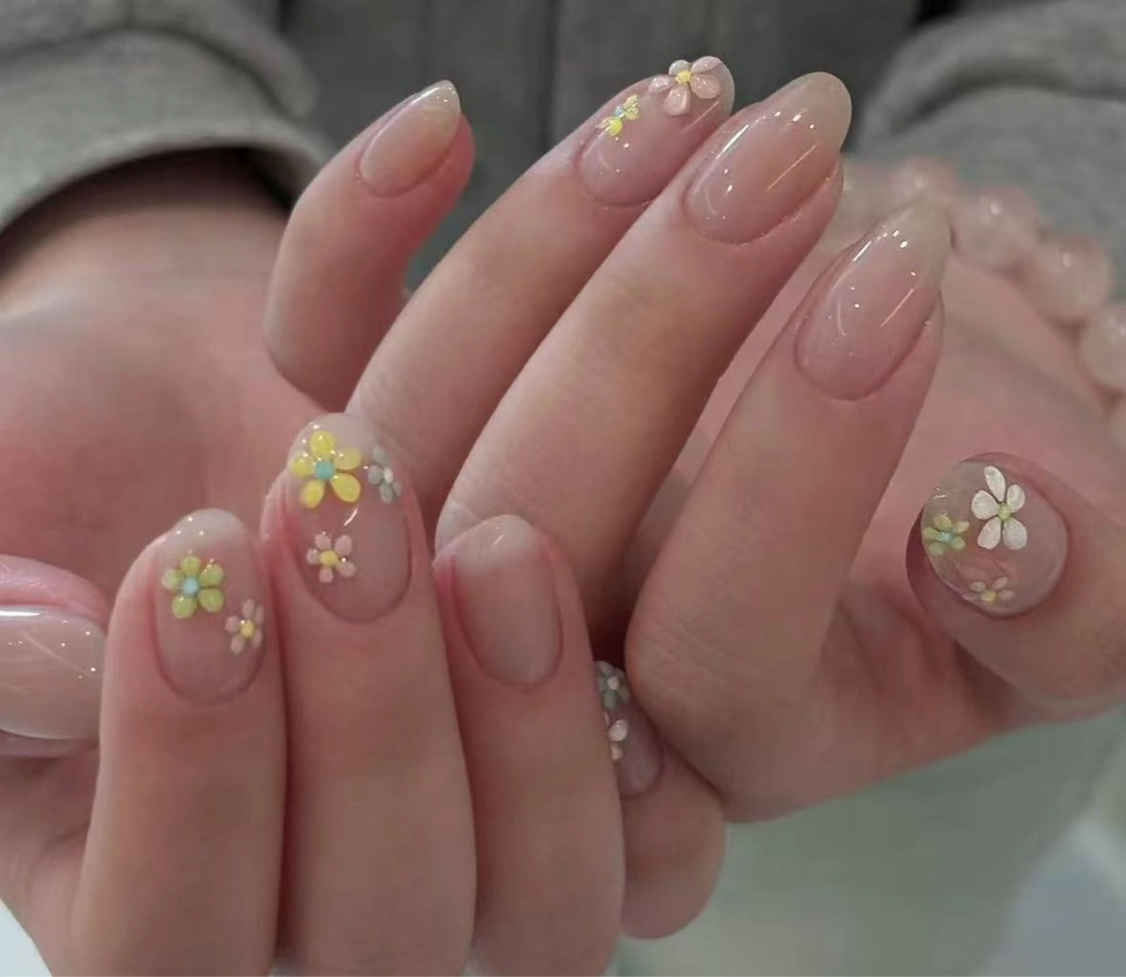 ネイル オーロラネイル フラワーネイル フットネイル フレンチネイル ジェルネイル ハンドネイル BabyYouMi ねねのネイルデザイン