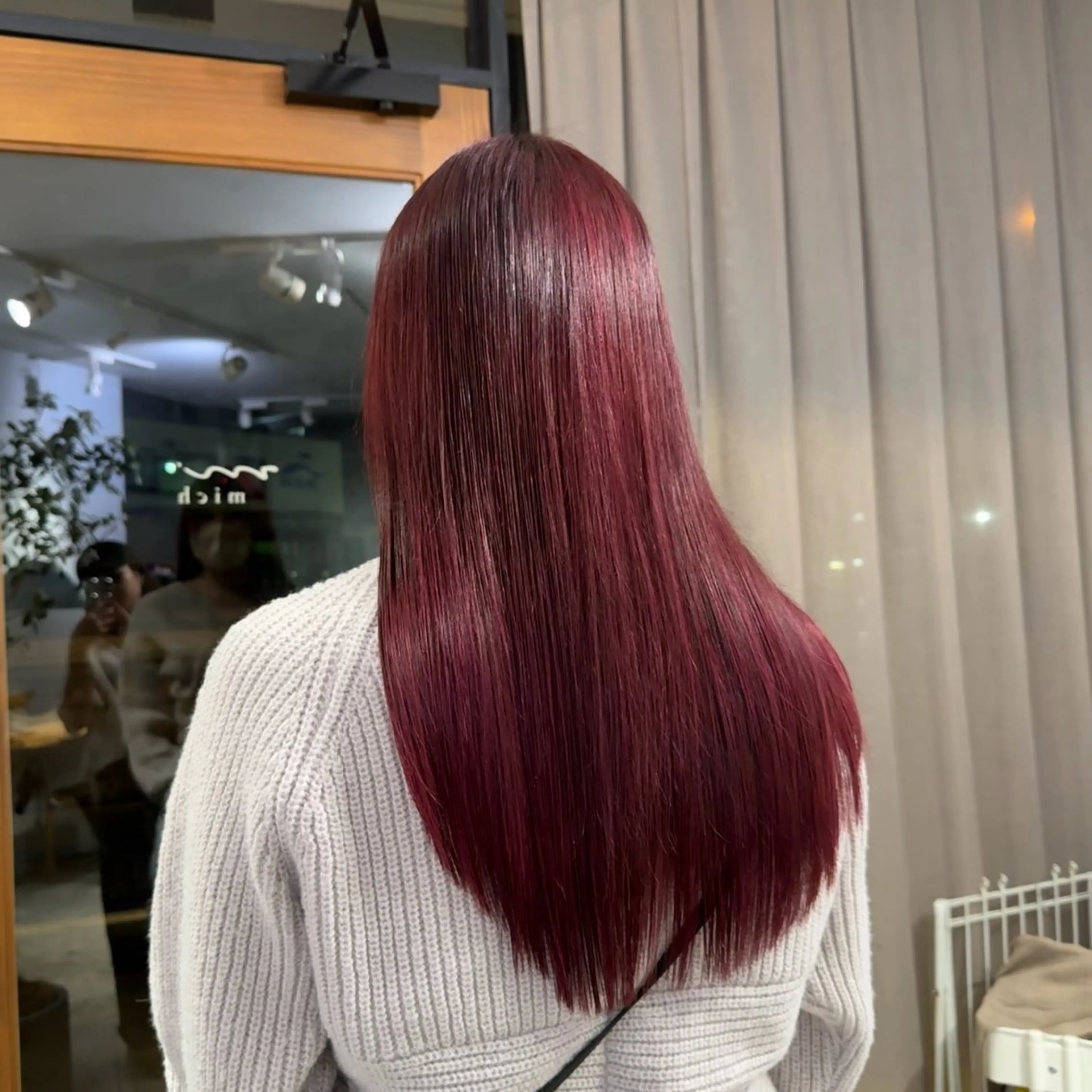 ロング ヘアカラー 吉田 葉音のヘアスタイル