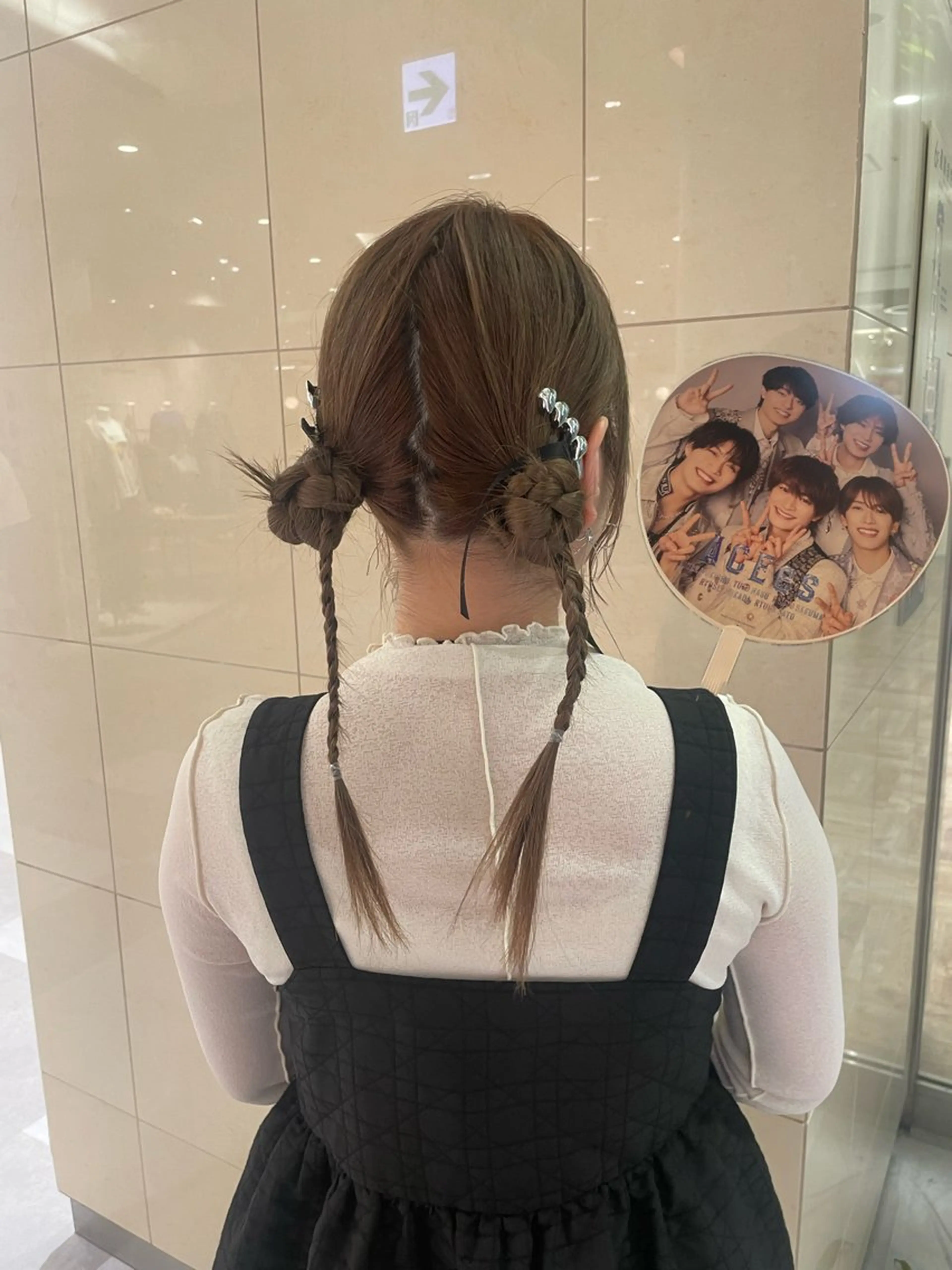 セミロング フレアジェネラス所属・堀 綾花のヘアスタイル