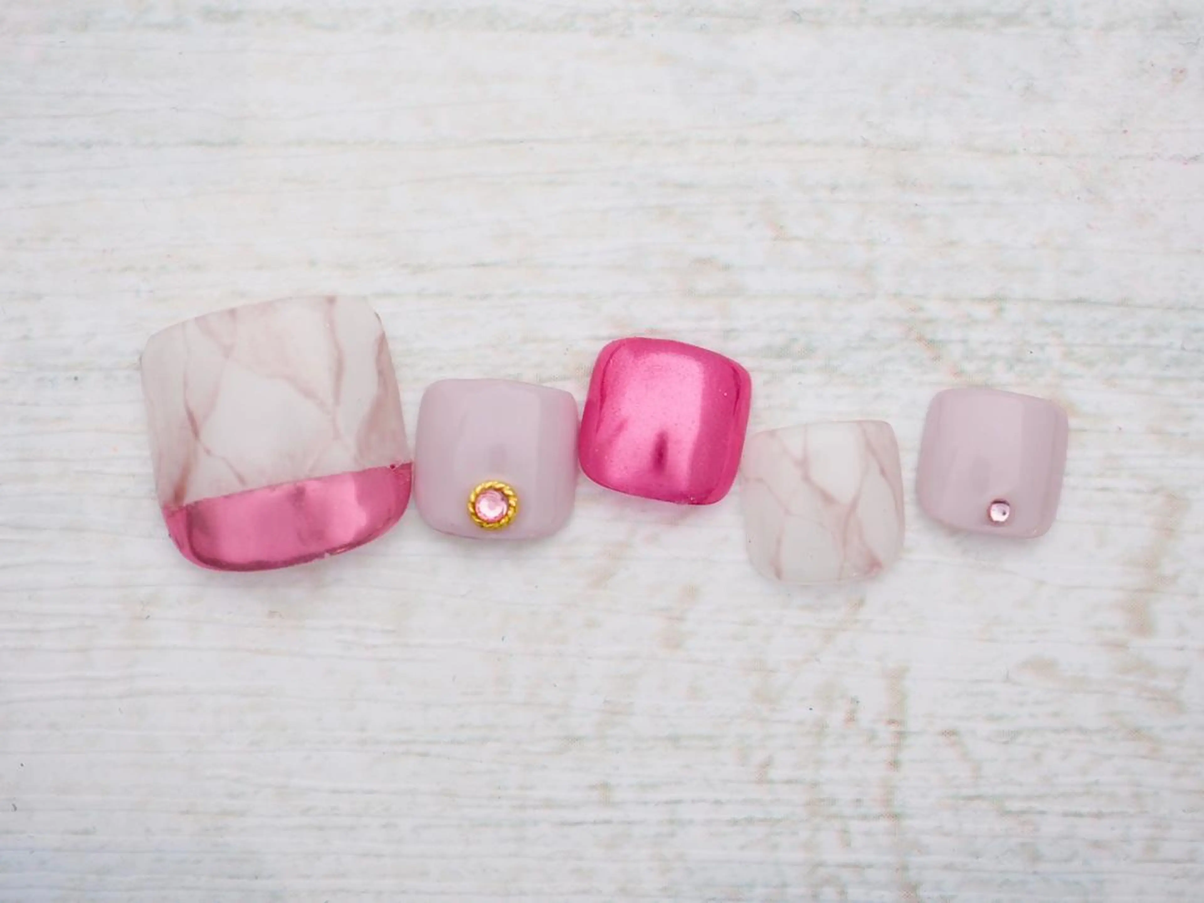 ネイル トップネイリスト Ribbon立川店のネイルデザイン