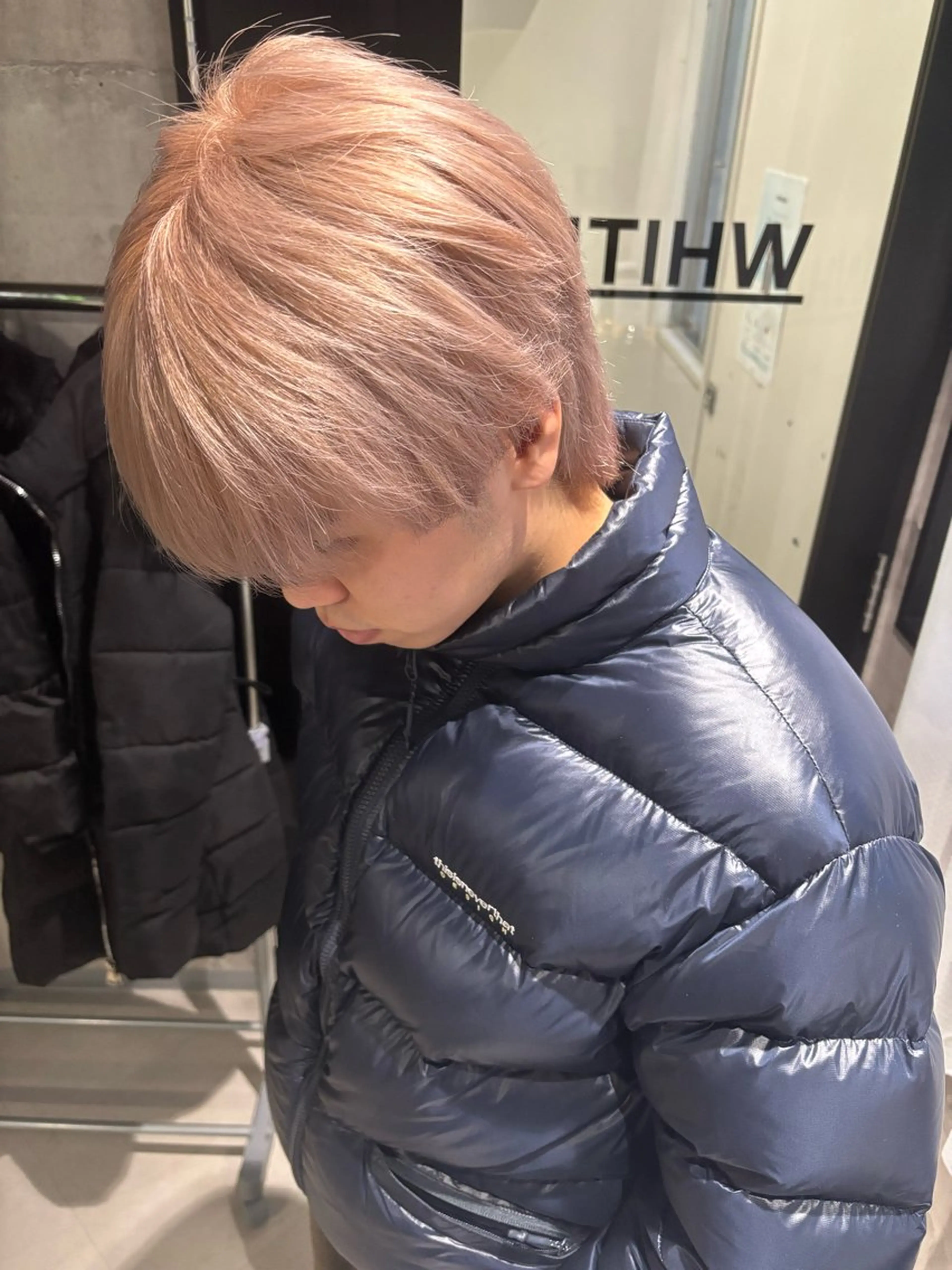 カラー メンズ ベージュカラー ミルクティーベージュ カット ヘアカラー トリートメント _white【京橋店】所属・_WHITE / KENTOのヘアスタイル