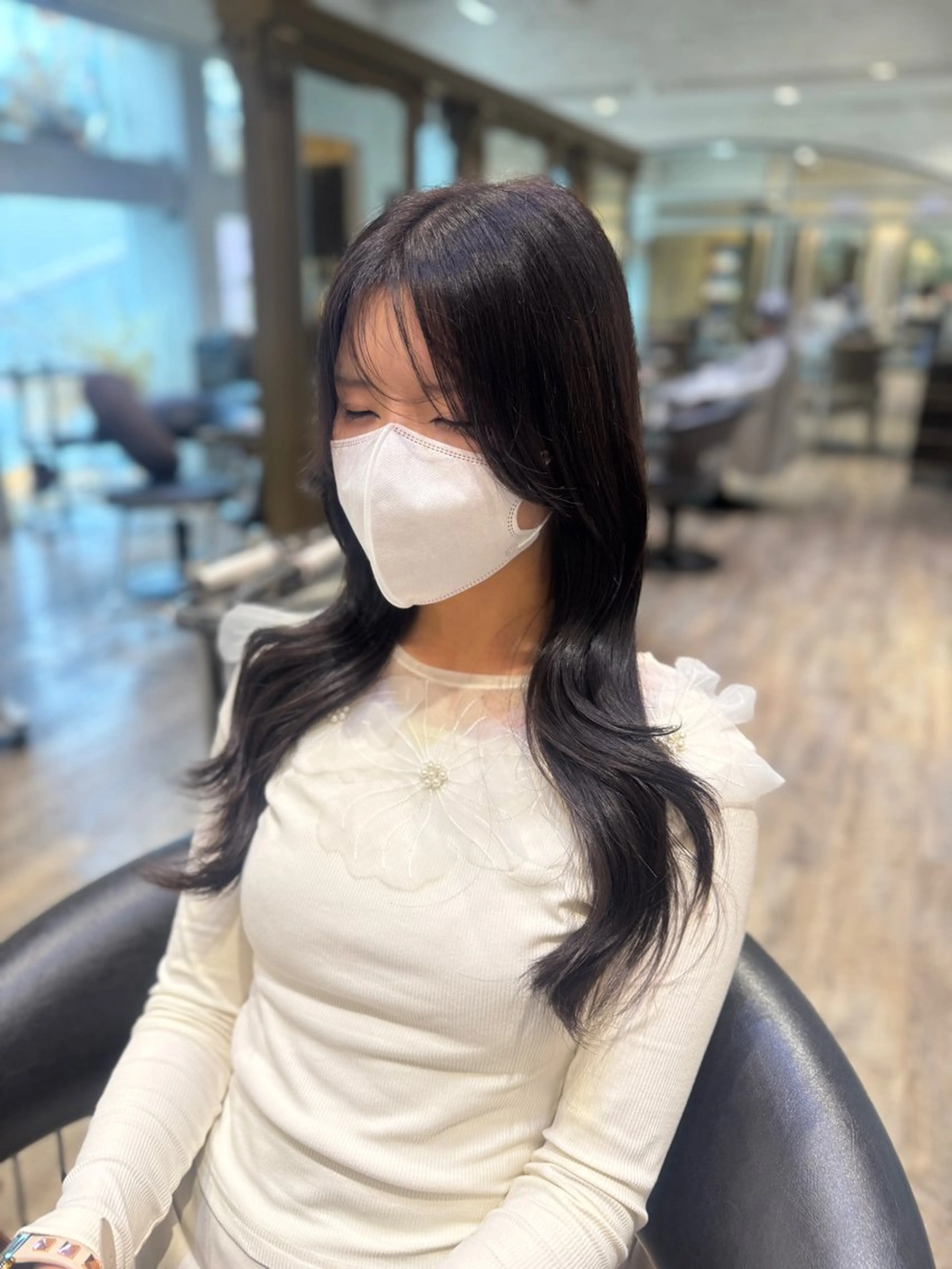 ロング ロングレイヤー レイヤーカット ロング ヘアカラー Tiffa銀座所属・TiffaGINZA /Momokaのヘアスタイル