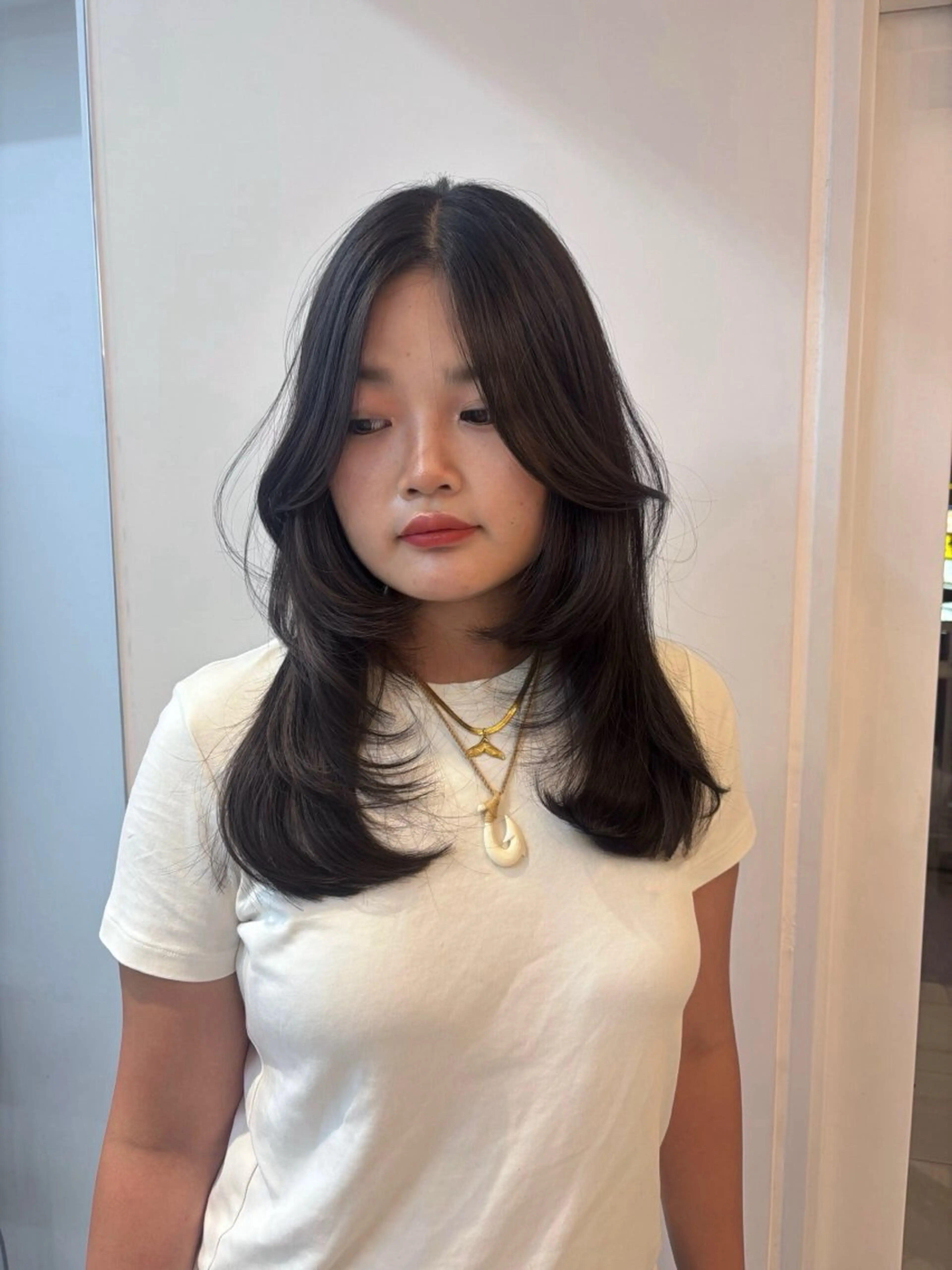 セミロング カット ヘアカラー 透明感/韓国ヘア/ miyu 🎀のヘアスタイル