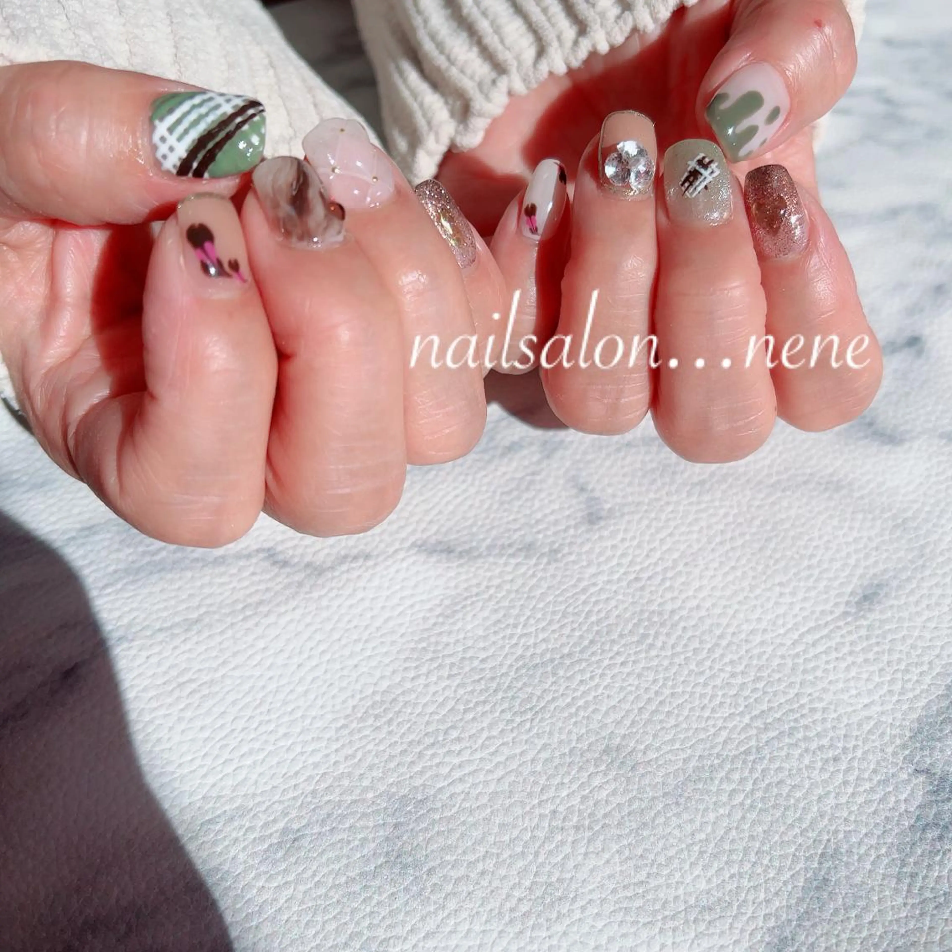 ネイル バレンタイン nailsalon ...neneのネイルデザイン