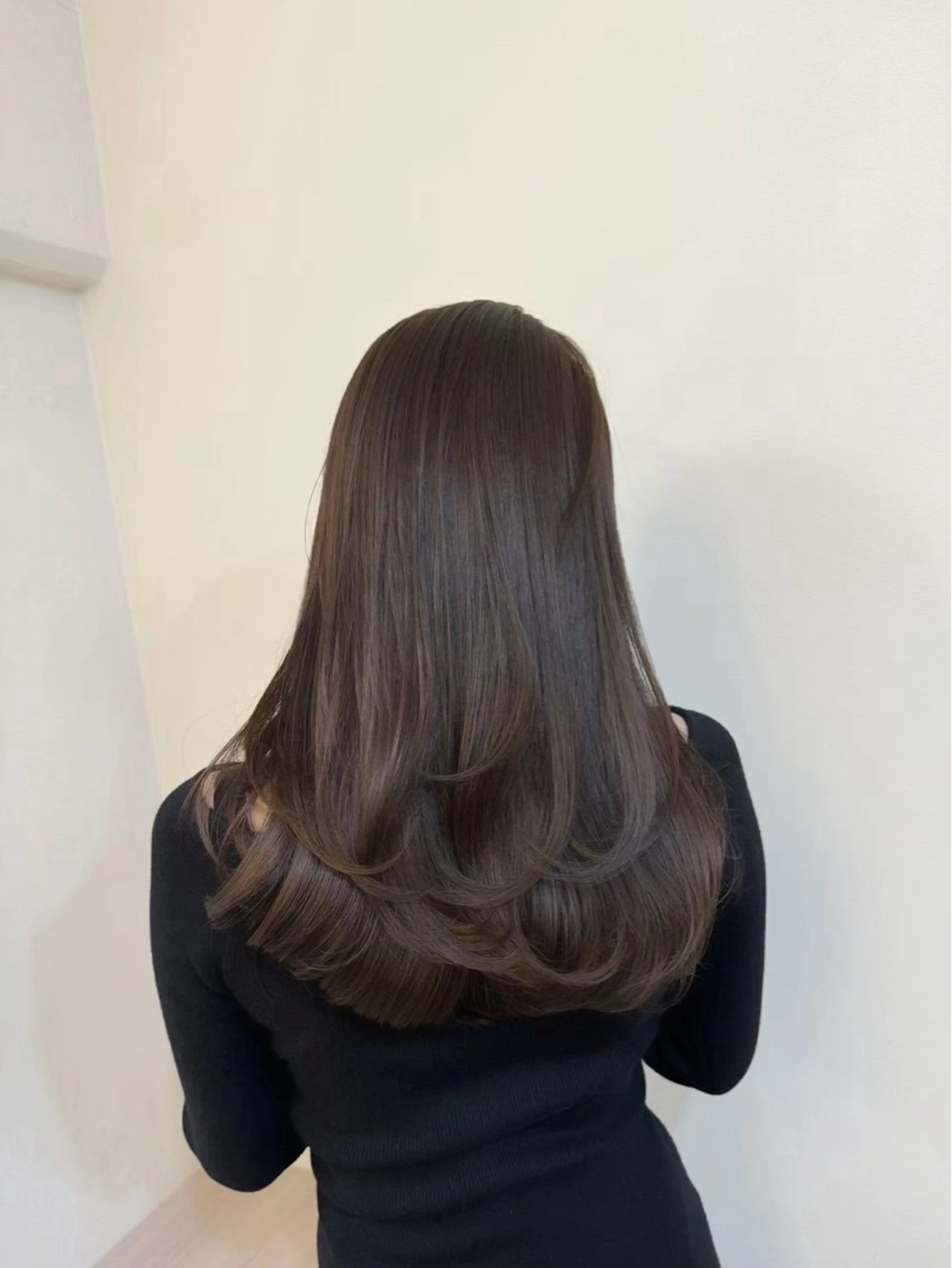 ロング カラー パーマ ベージュカラー ブリーチ 透明感カラー ダブルカラー グレージュ ヘアカラー トリートメント かんな / モデル募集中🪽‪のヘアスタイル