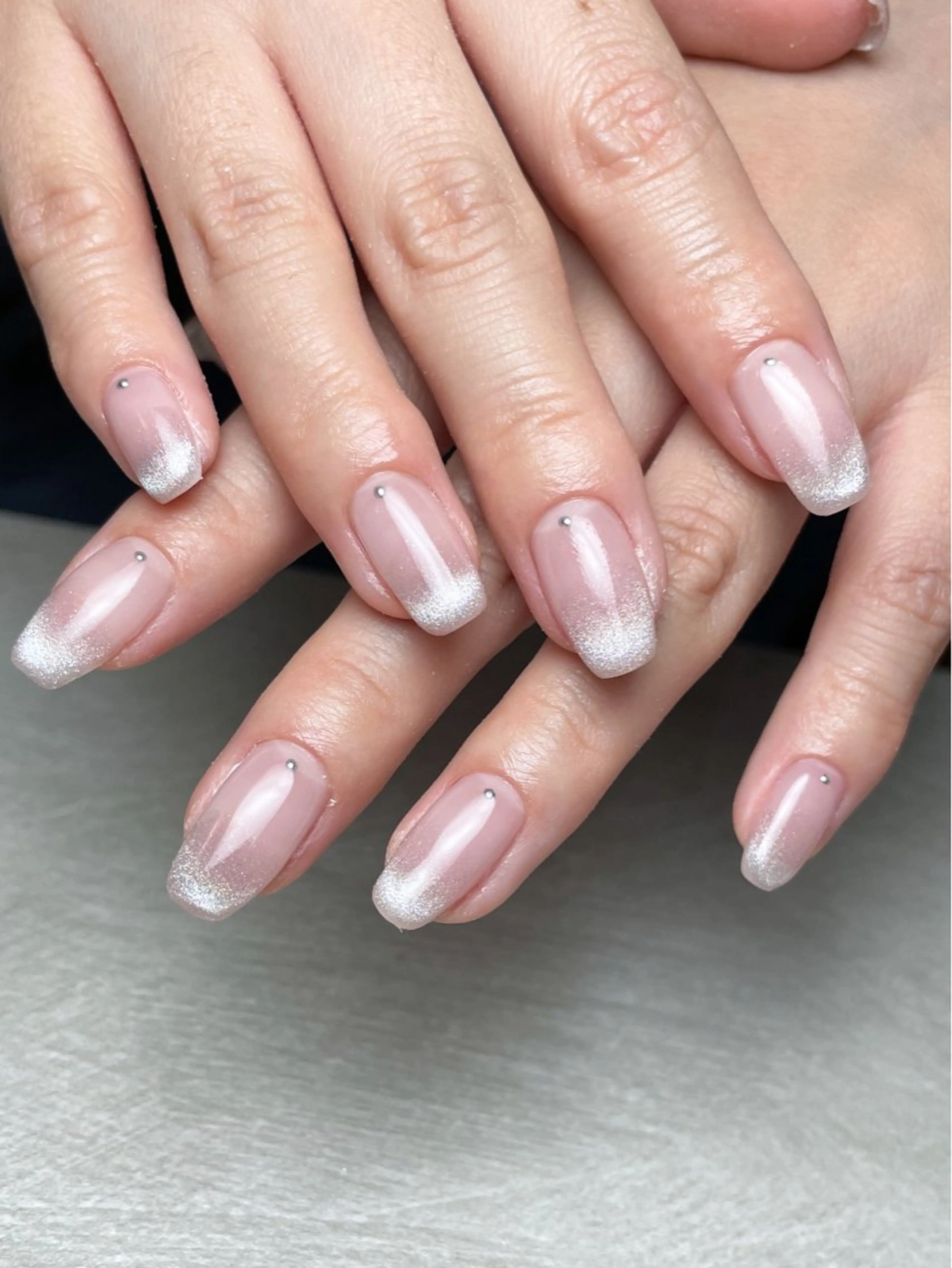 ネイル ハンドネイル FIORITURA aiのネイルデザイン