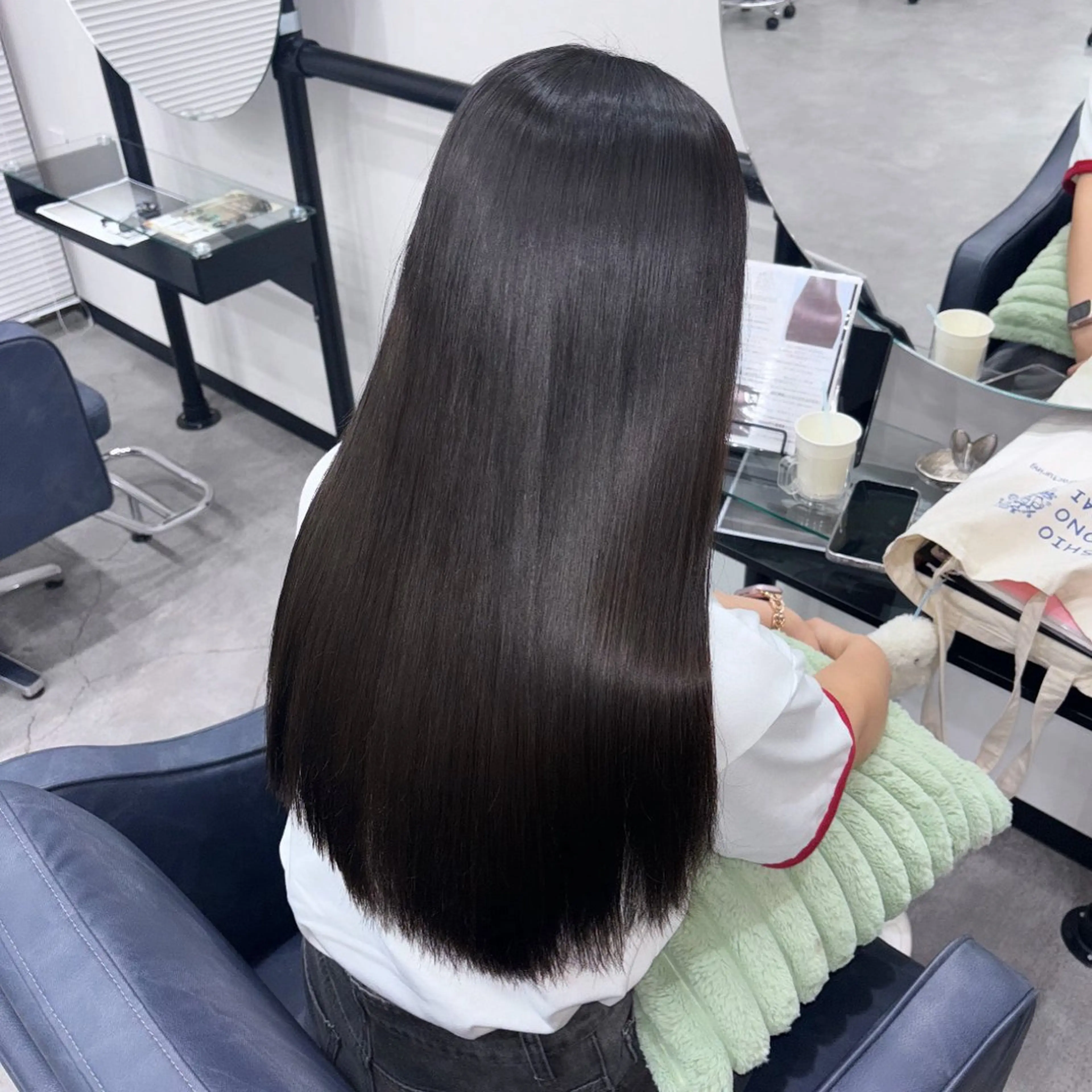 ロング 縮毛矯正 トリートメント 木村 紅愛のヘアスタイル