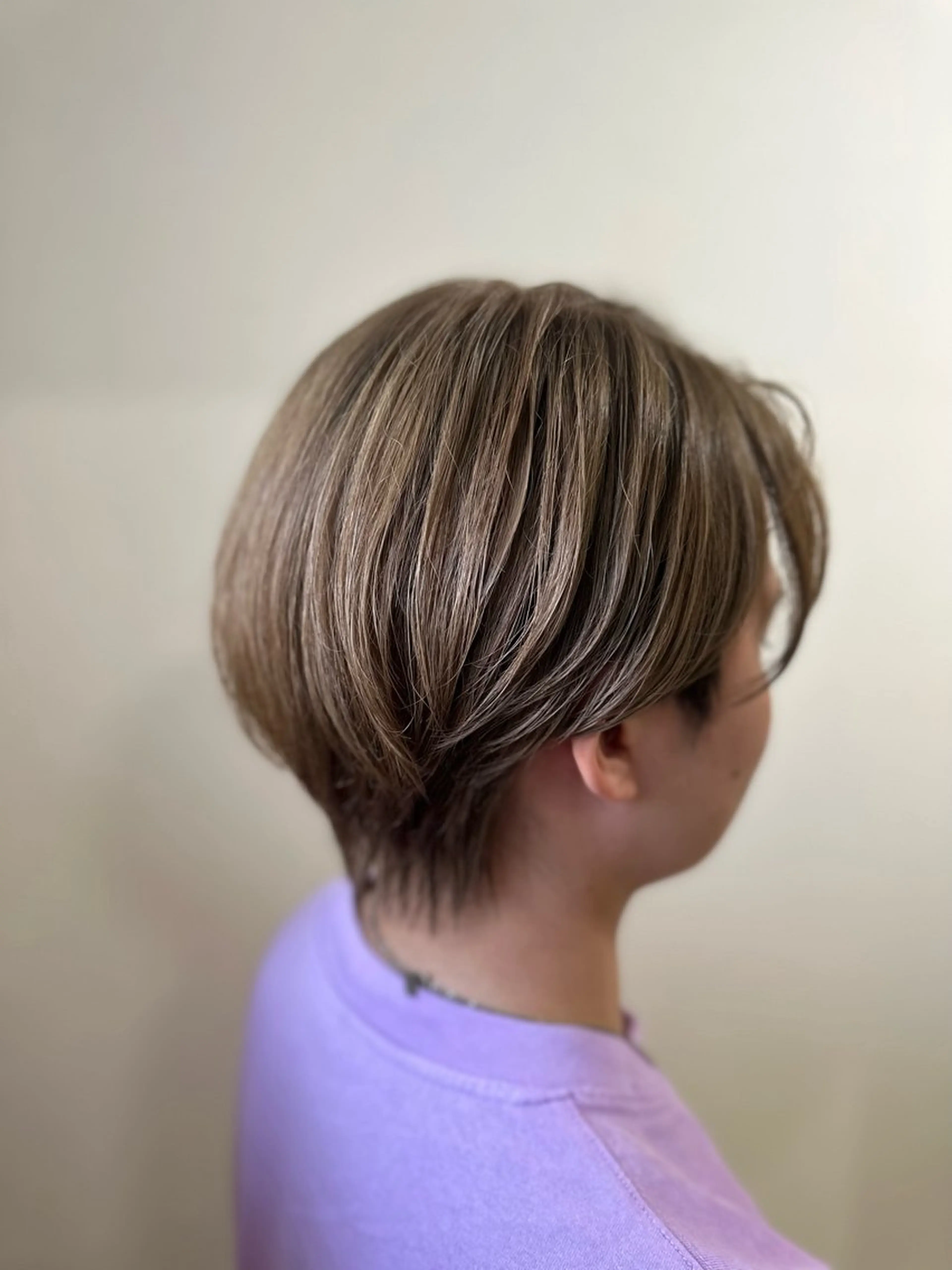 ショート カラー メンズ ベージュカラー ミルクティーベージュ 溜 一太のヘアスタイル