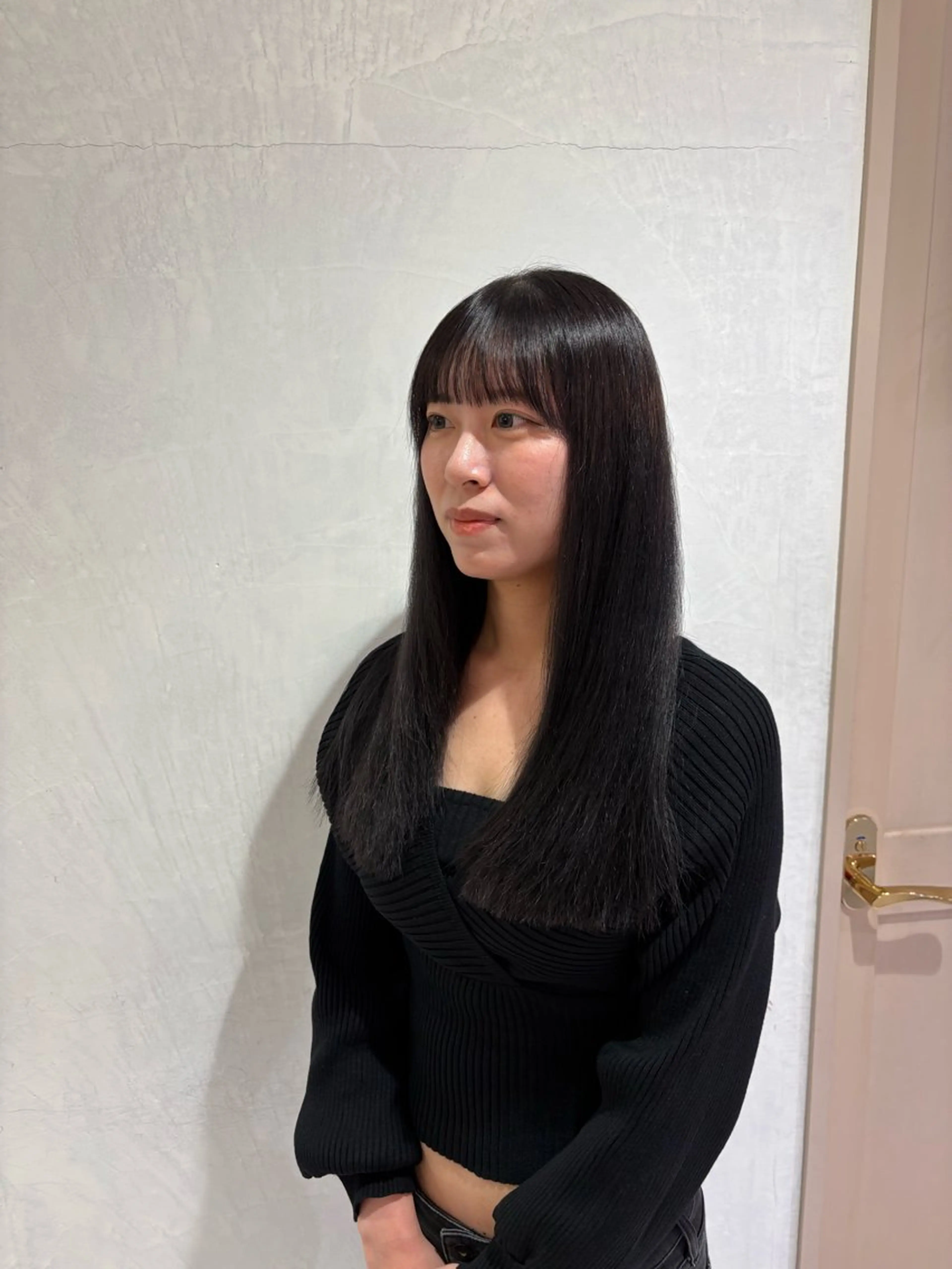 ロング 小林 篤滋郎のヘアスタイル