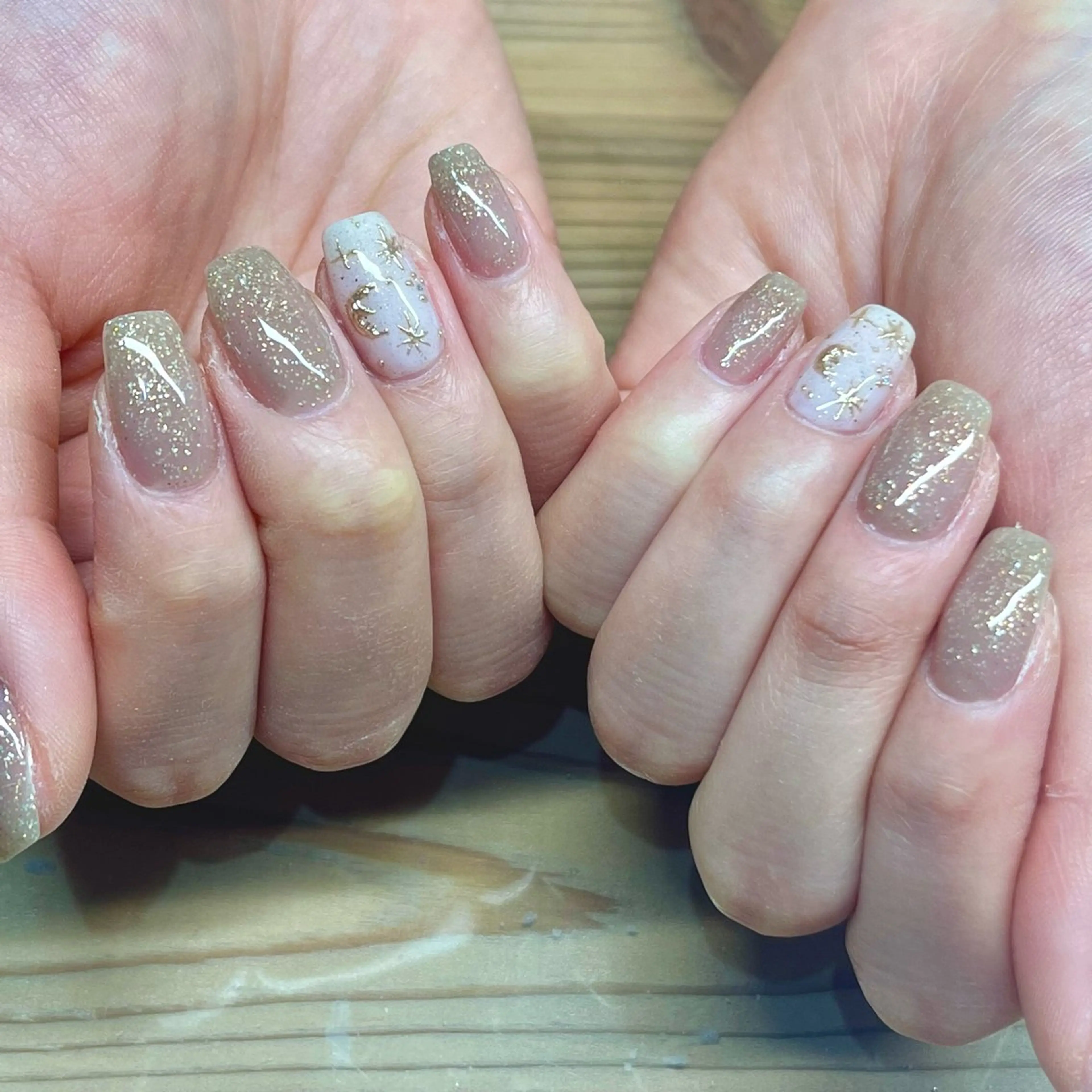 ネイル 小向 琴絵のネイルデザイン