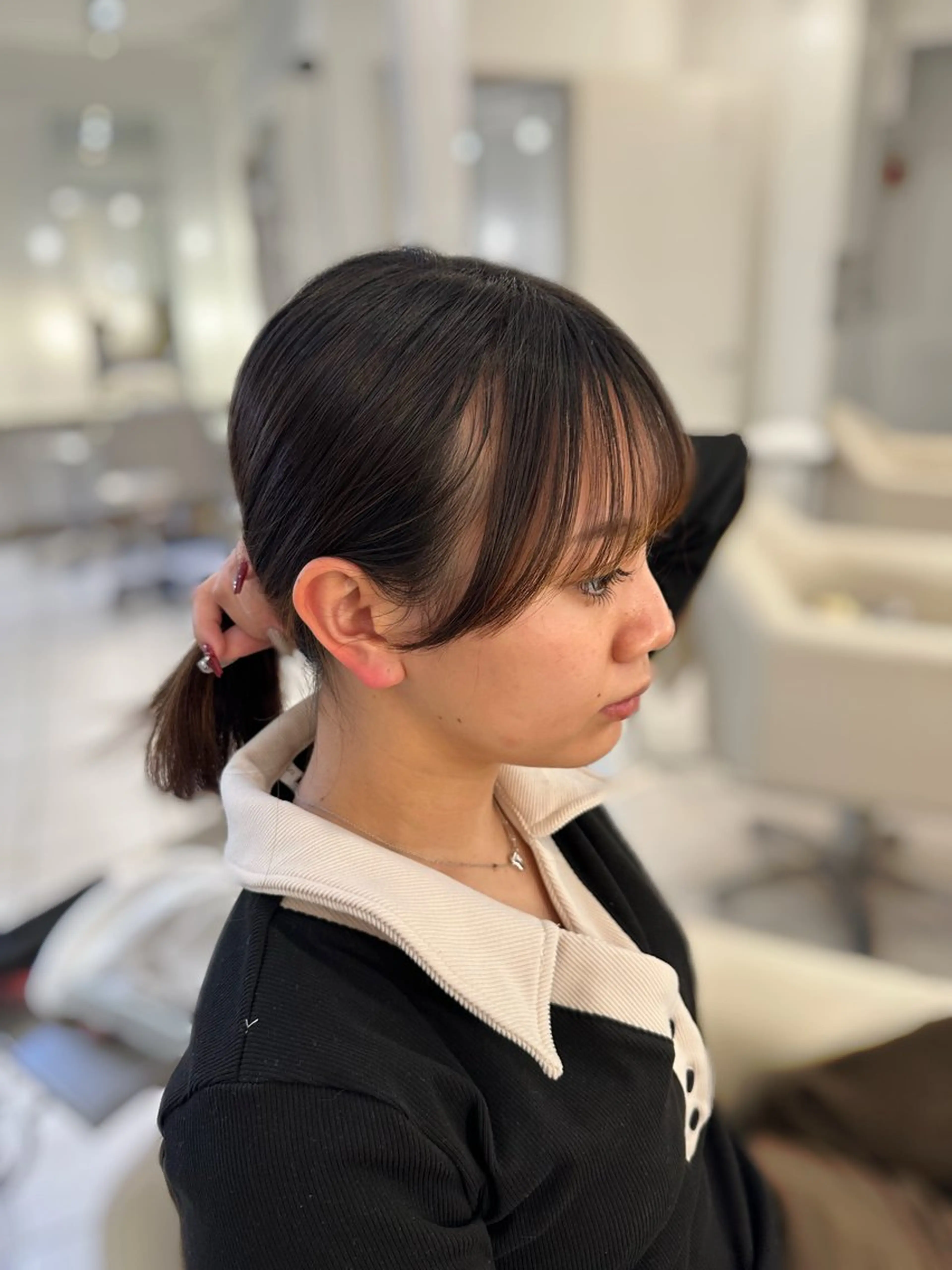 セミロング 顔周りカット fiorista🌼 ayanaのヘアスタイル