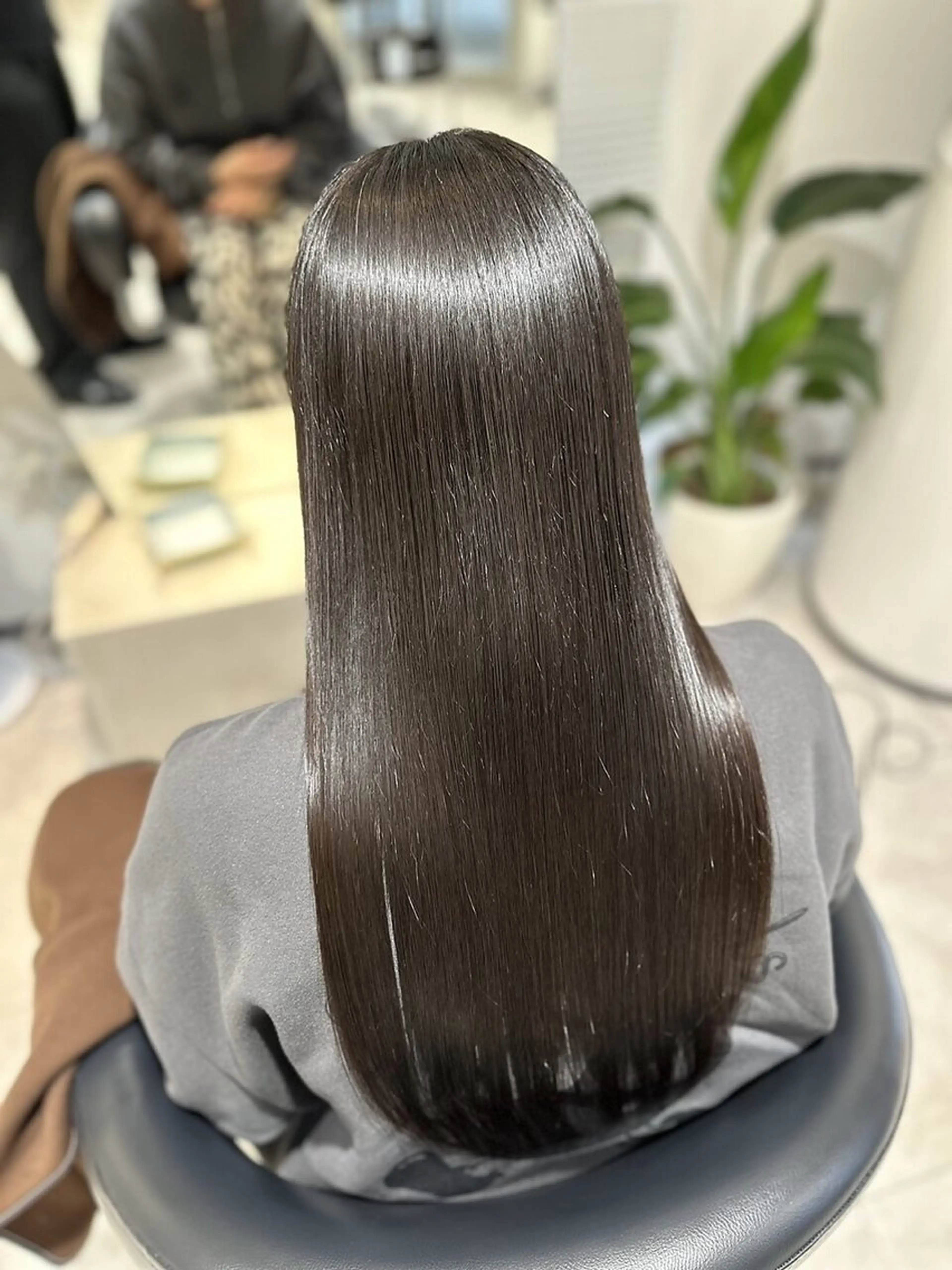 ロング パーマ 縮毛矯正 トリートメント 美髪矯正🫧艶髪特化 🫧関口太郎のヘアスタイル