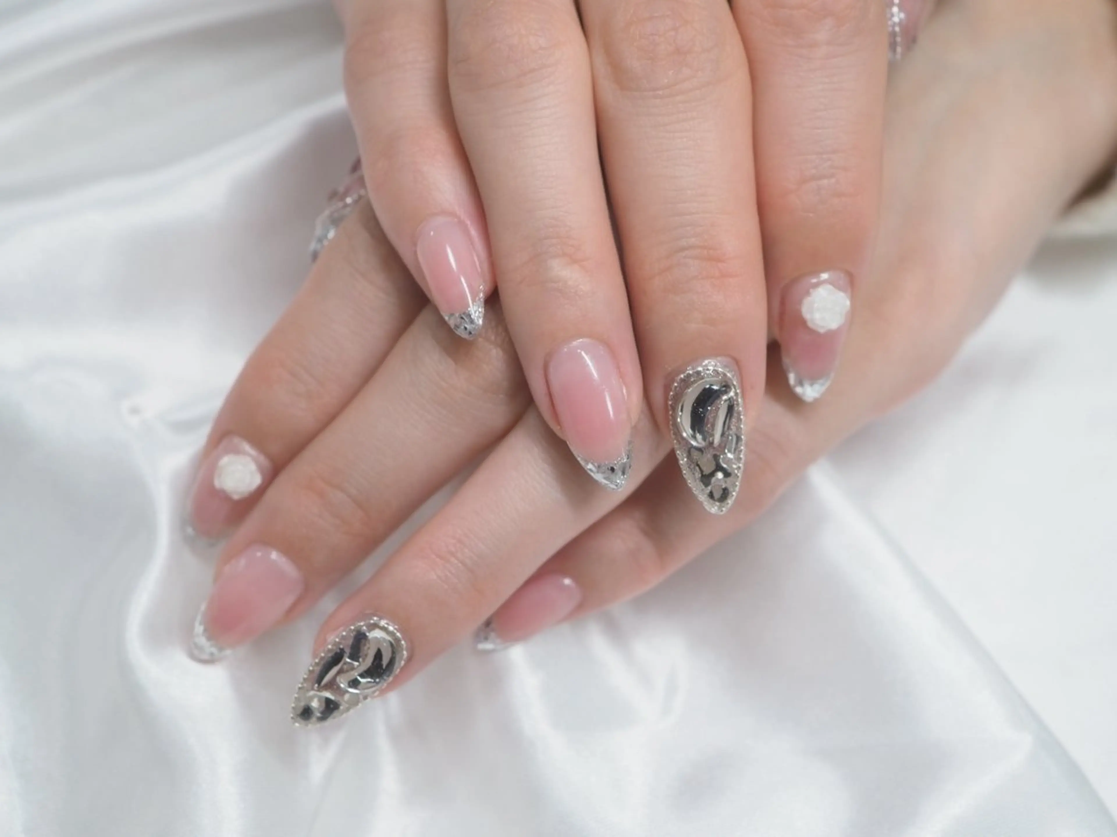 ネイル ハンドネイル 中江 彩芽のネイルデザイン