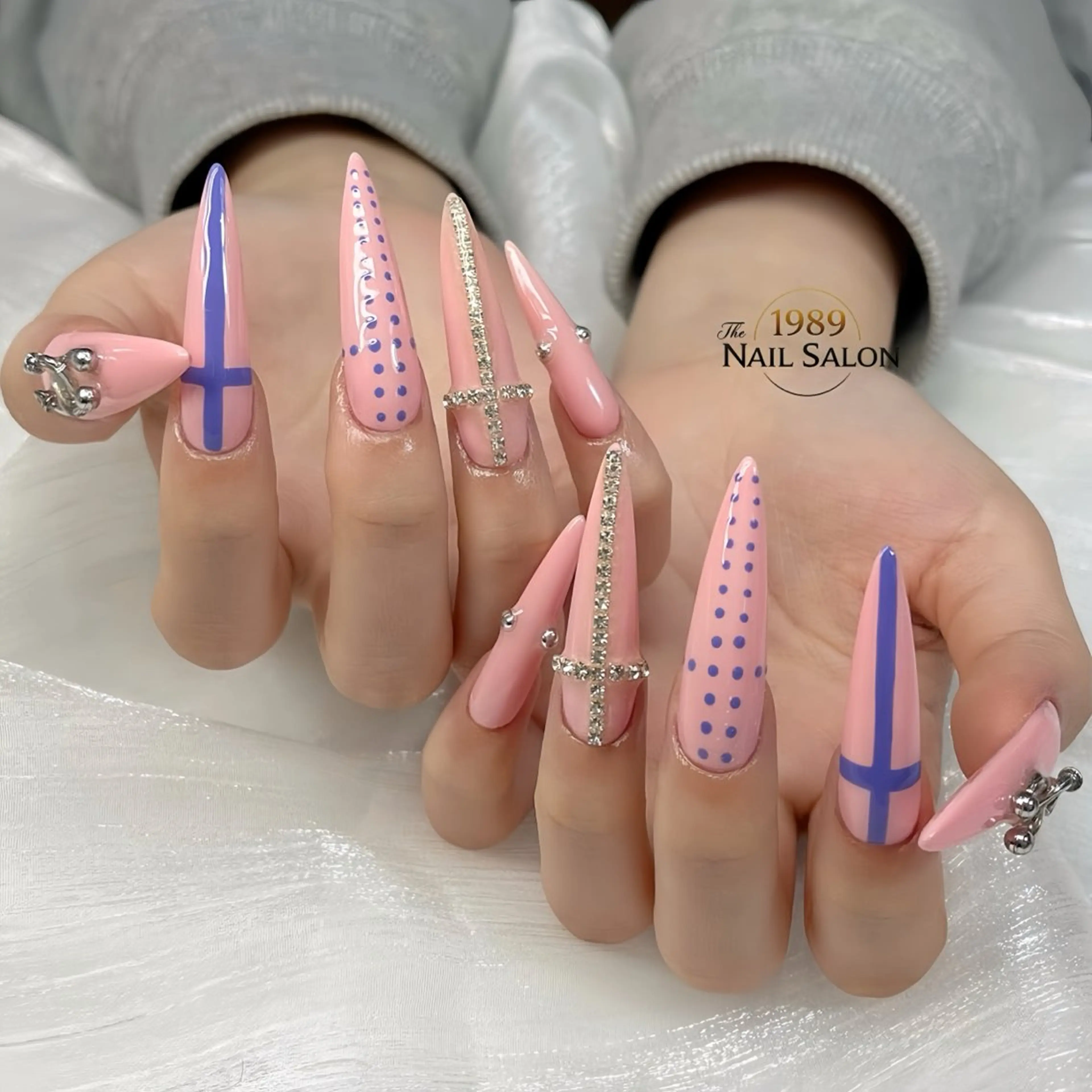 ネイル ハンドネイル The 1989 Nail Salonのネイルデザイン