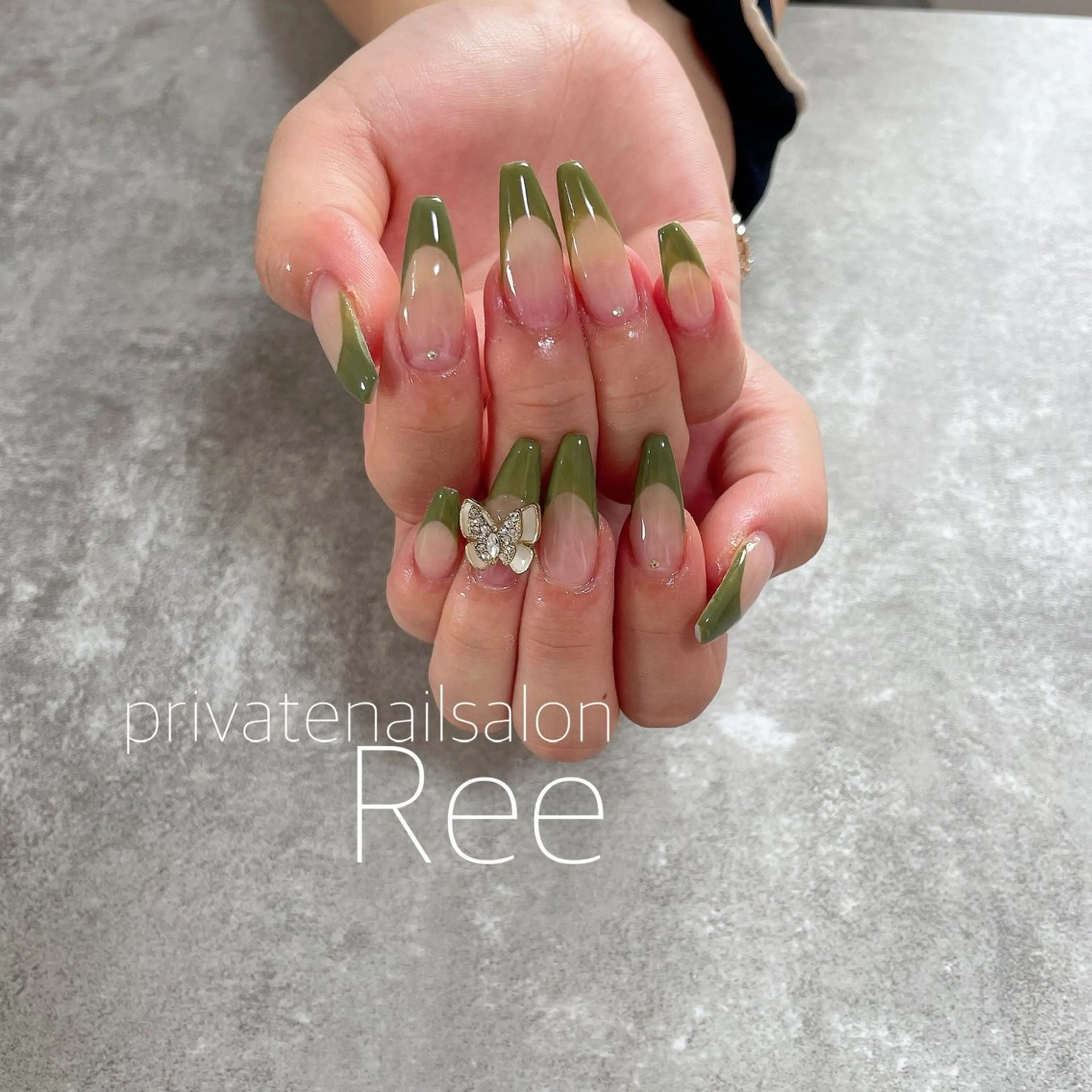 ネイル 知花 梨花のネイルデザイン