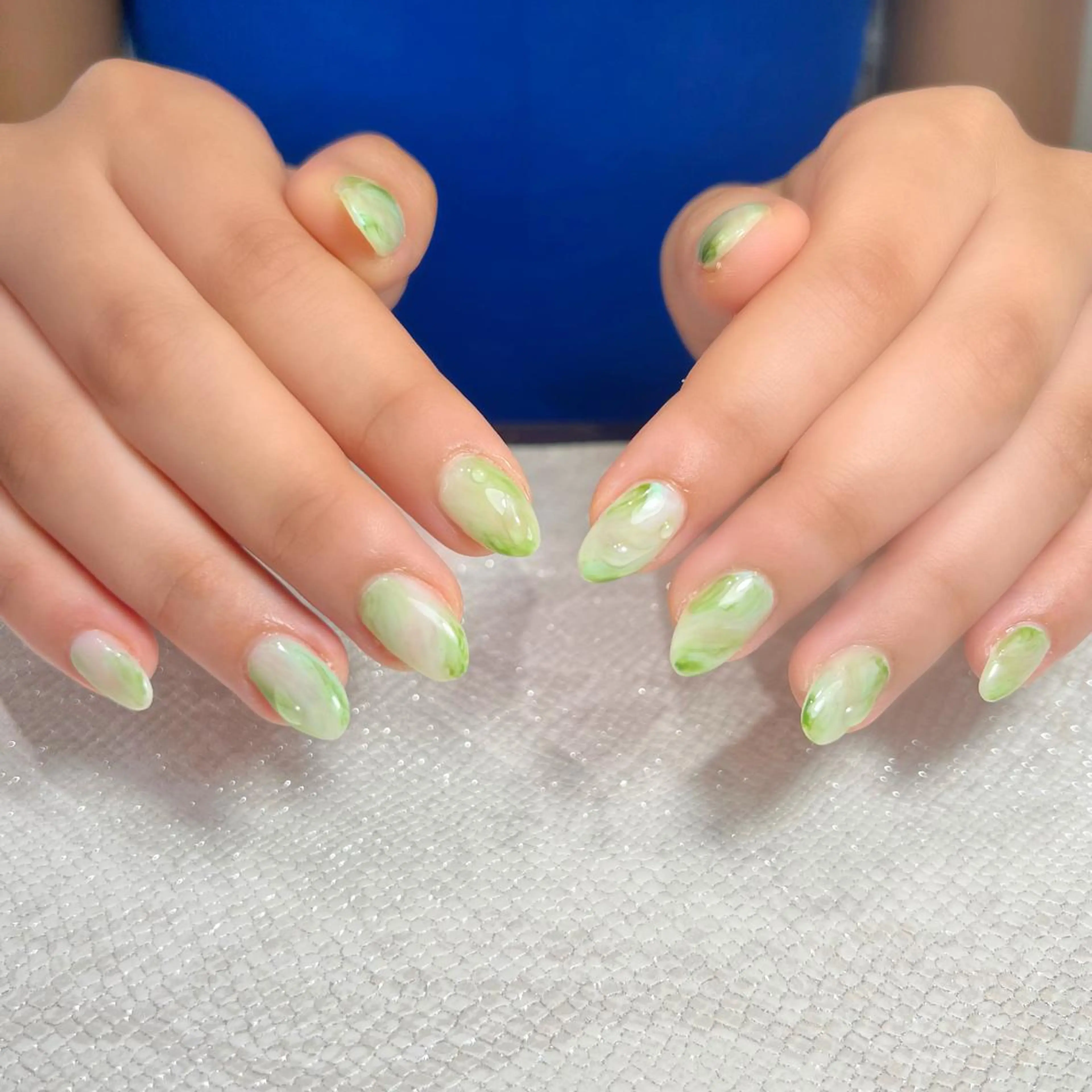 ネイル Mizuliネイル 眉毛メイクのサロンのネイルデザイン