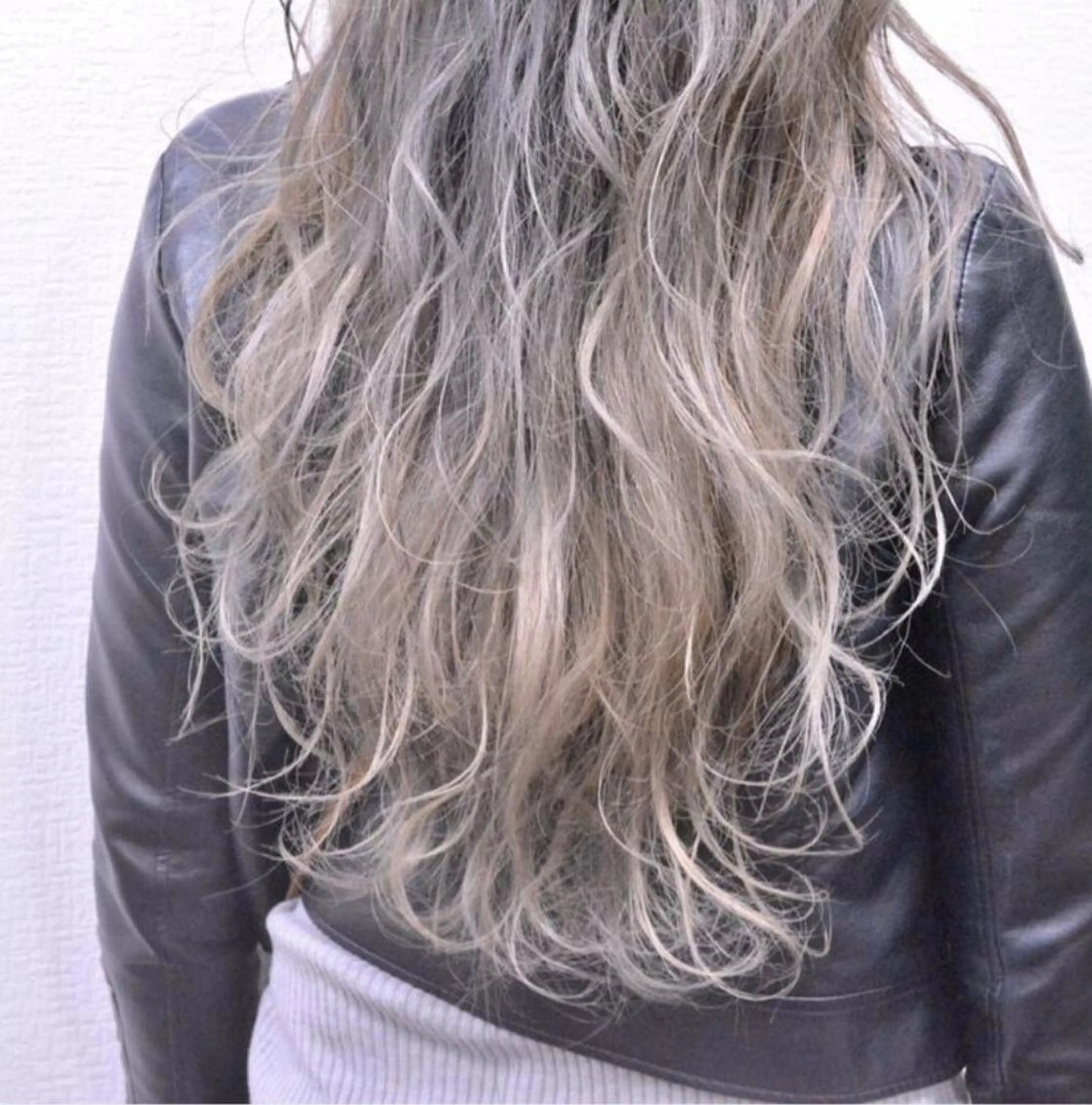 ロング カラー ヘアアレンジ キッズ アディクシーカラー バレイヤージュ ミストバング ベージュカラー 黒髪 カラー特化サロン梅田 Eir茶屋町/山下のヘアスタイル