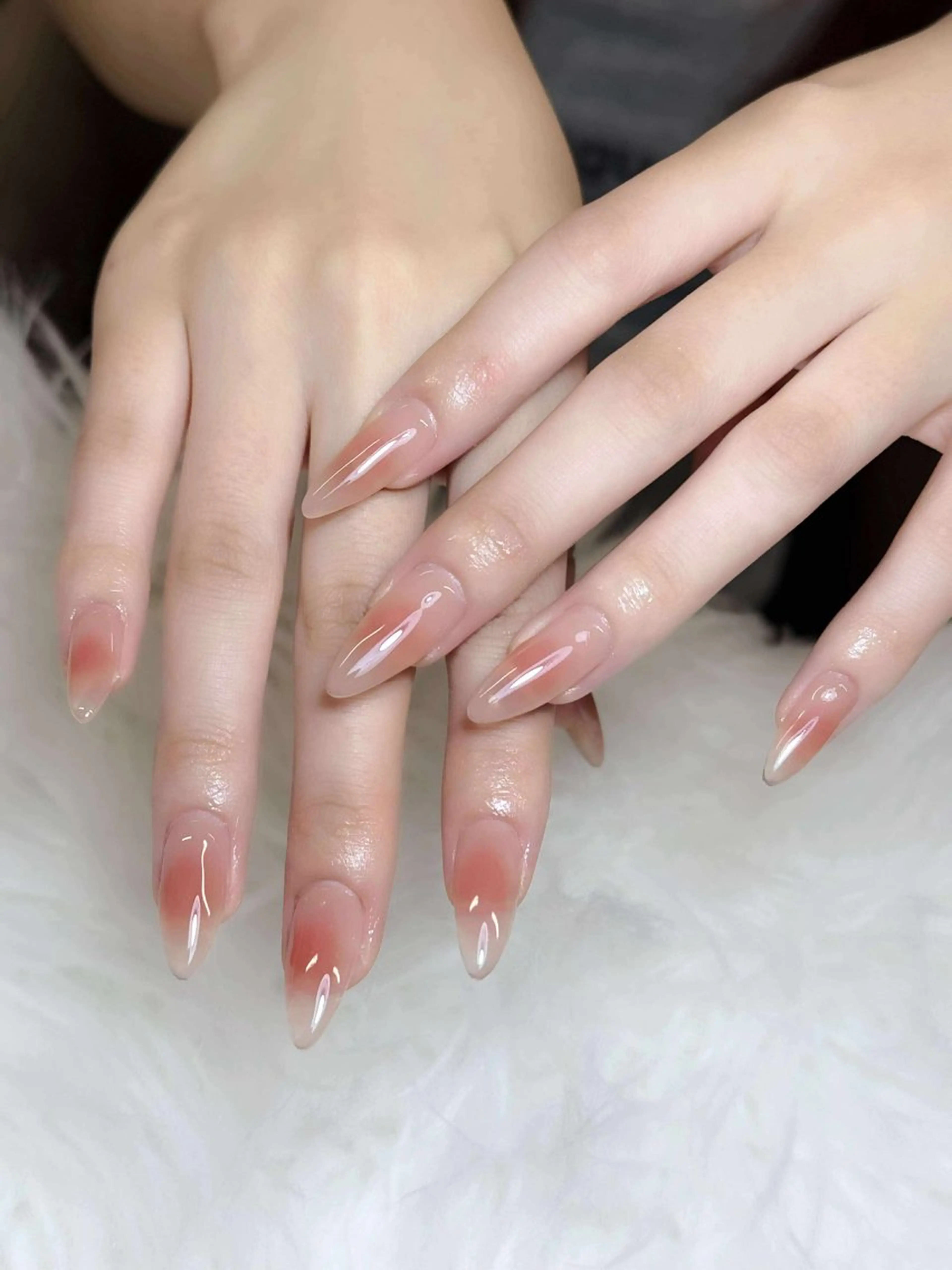 ネイル オーロラネイル チークネイル フットネイル フレンチネイル 韓国ネイル ハンドネイル Lumi Nailのネイルデザイン