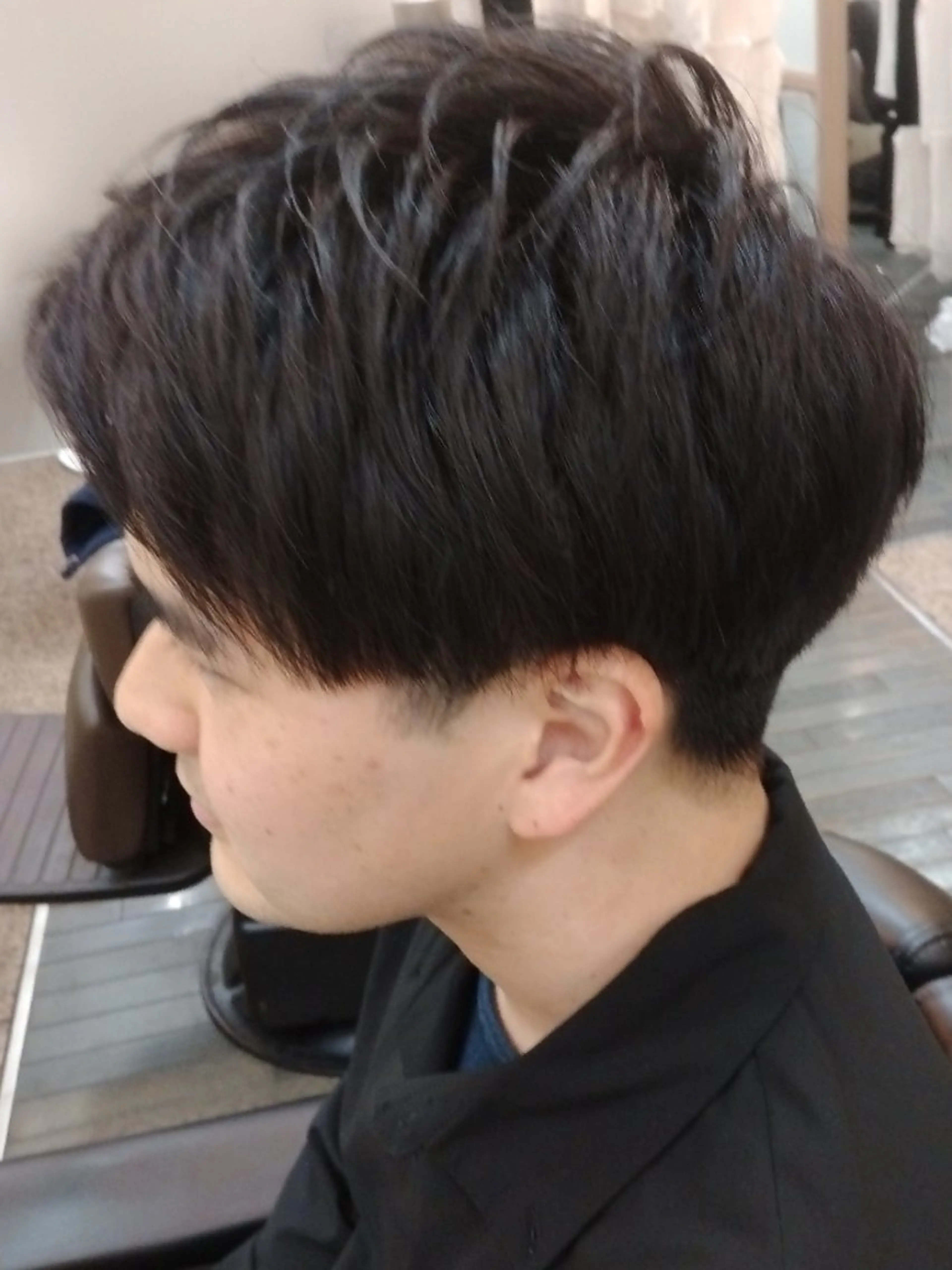 ミディアム 東谷 龍斗のヘアスタイル