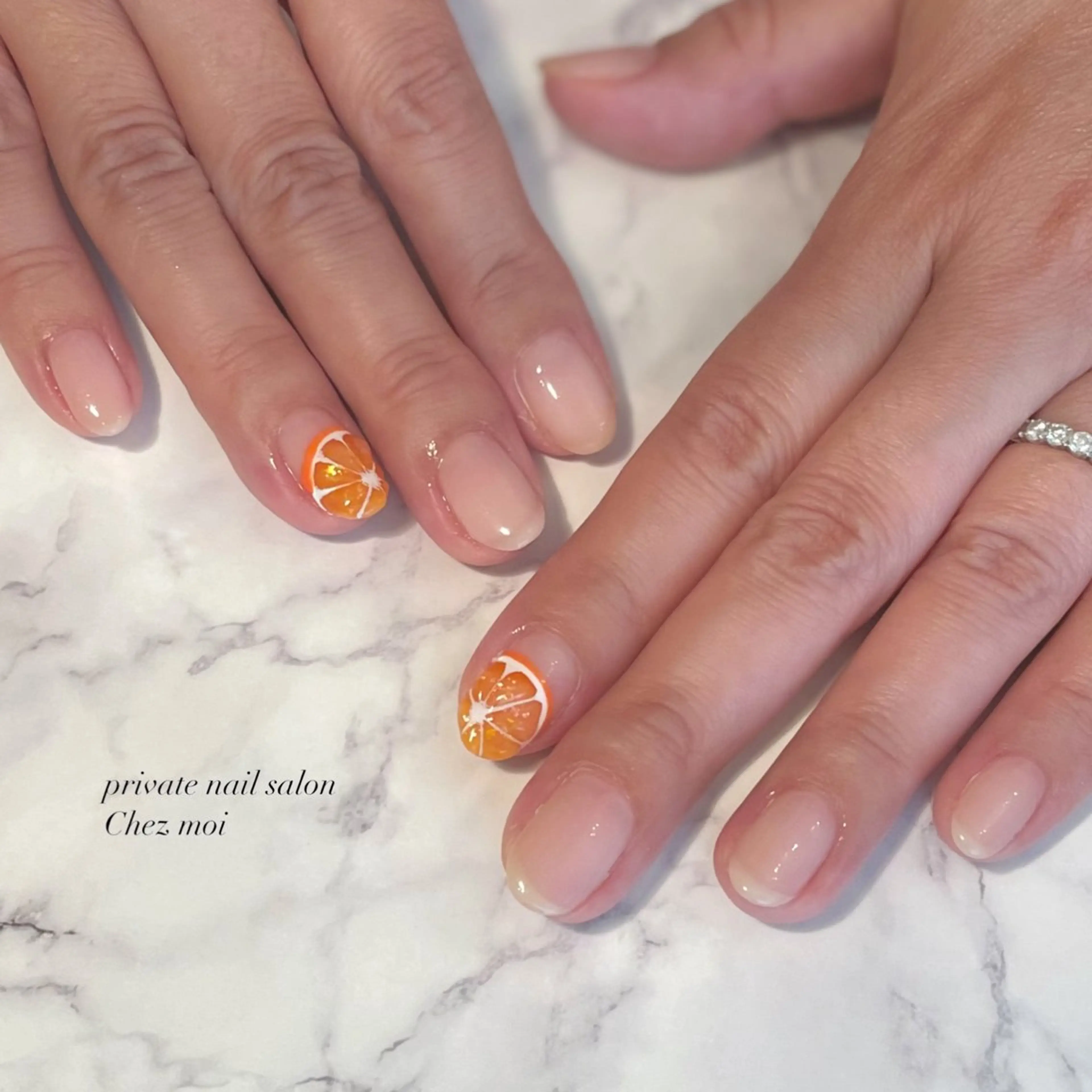 ネイル オレンジ KOMINE TOMOKOのネイルデザイン