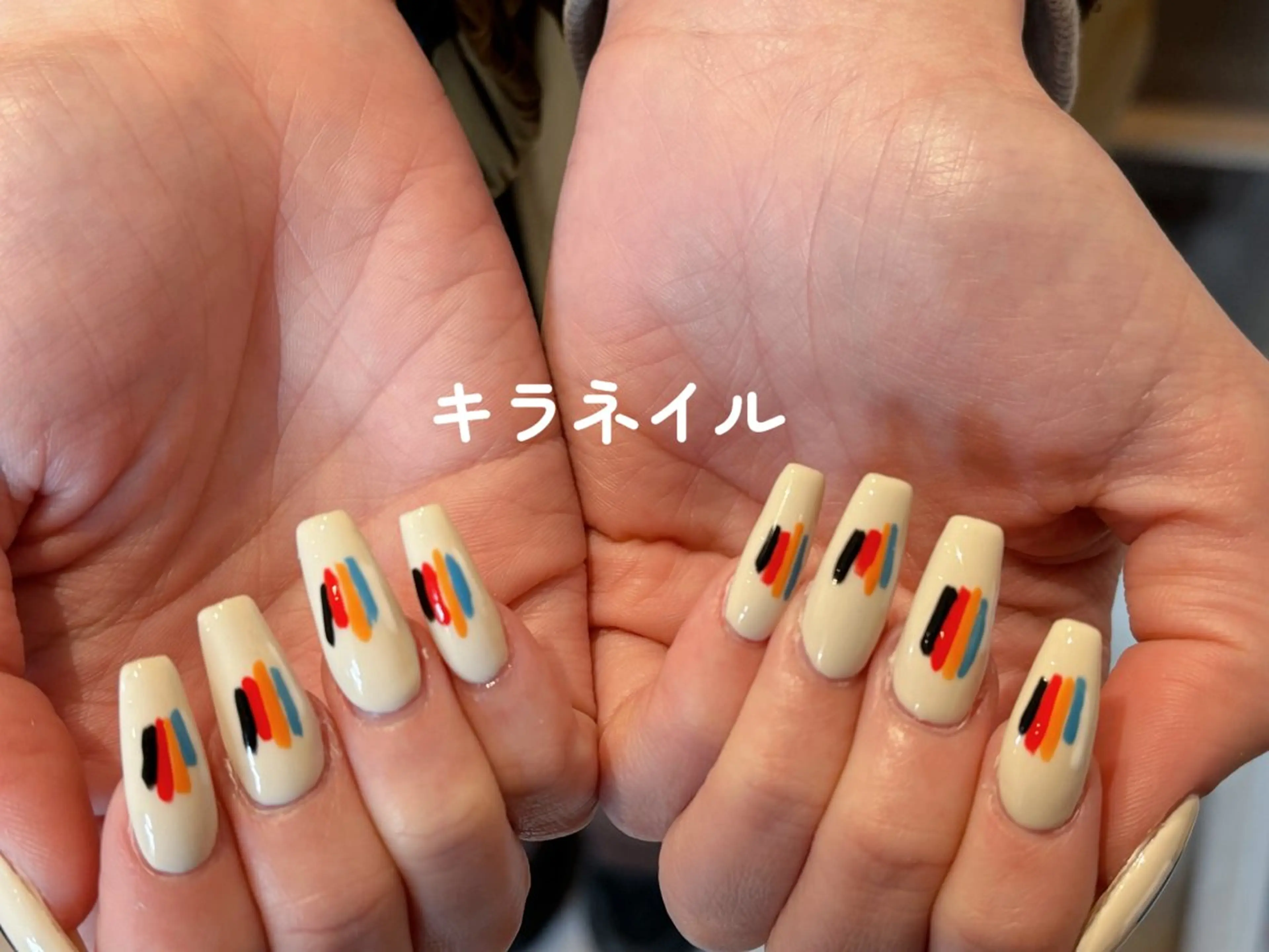 ネイル ハンドネイル 💗ココ✨🪞 🎀co coのネイルデザイン