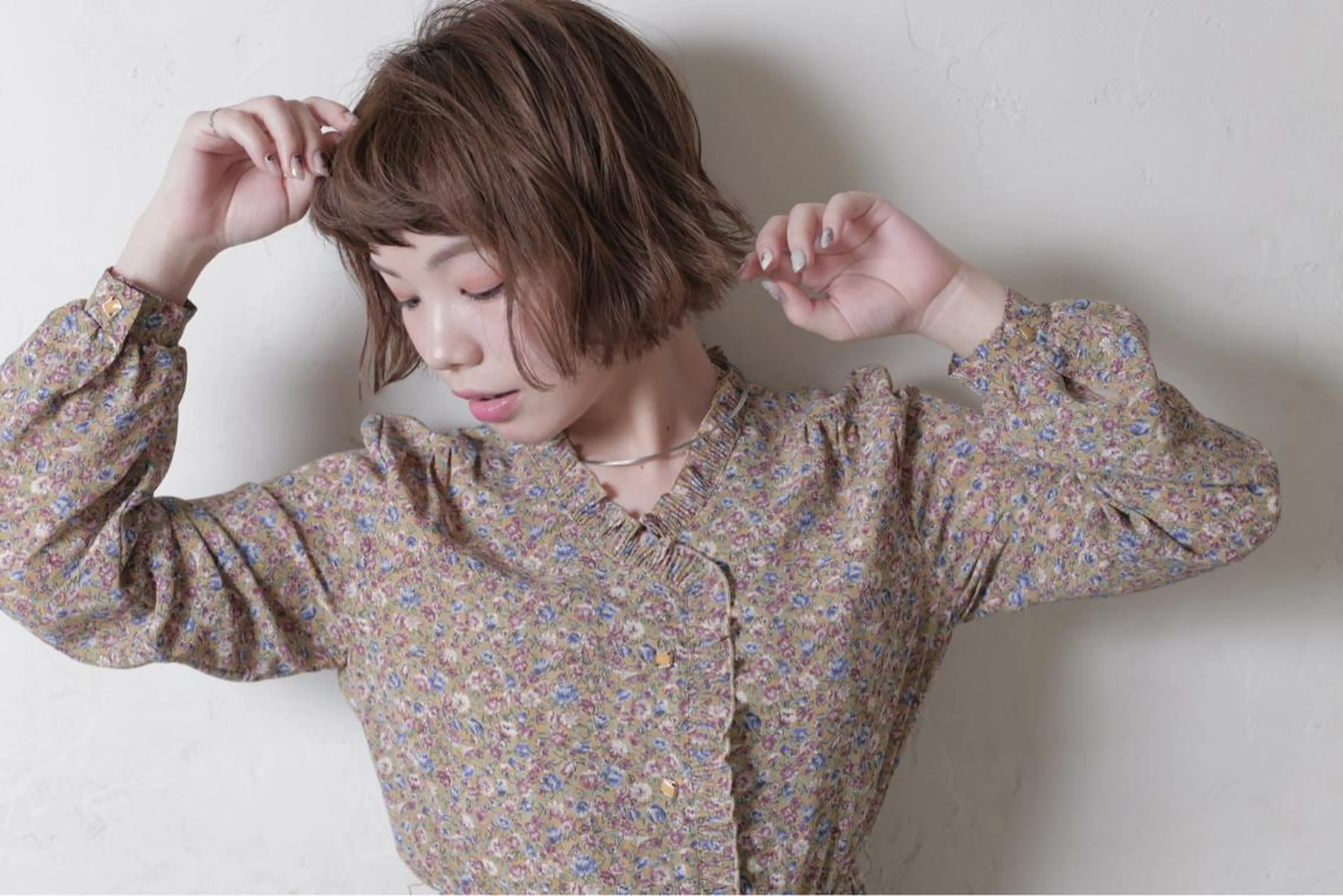 ショート カラー 切りっぱなしボブ ボブ うる艶カラー 🫶🏼💭mikaのヘアスタイル