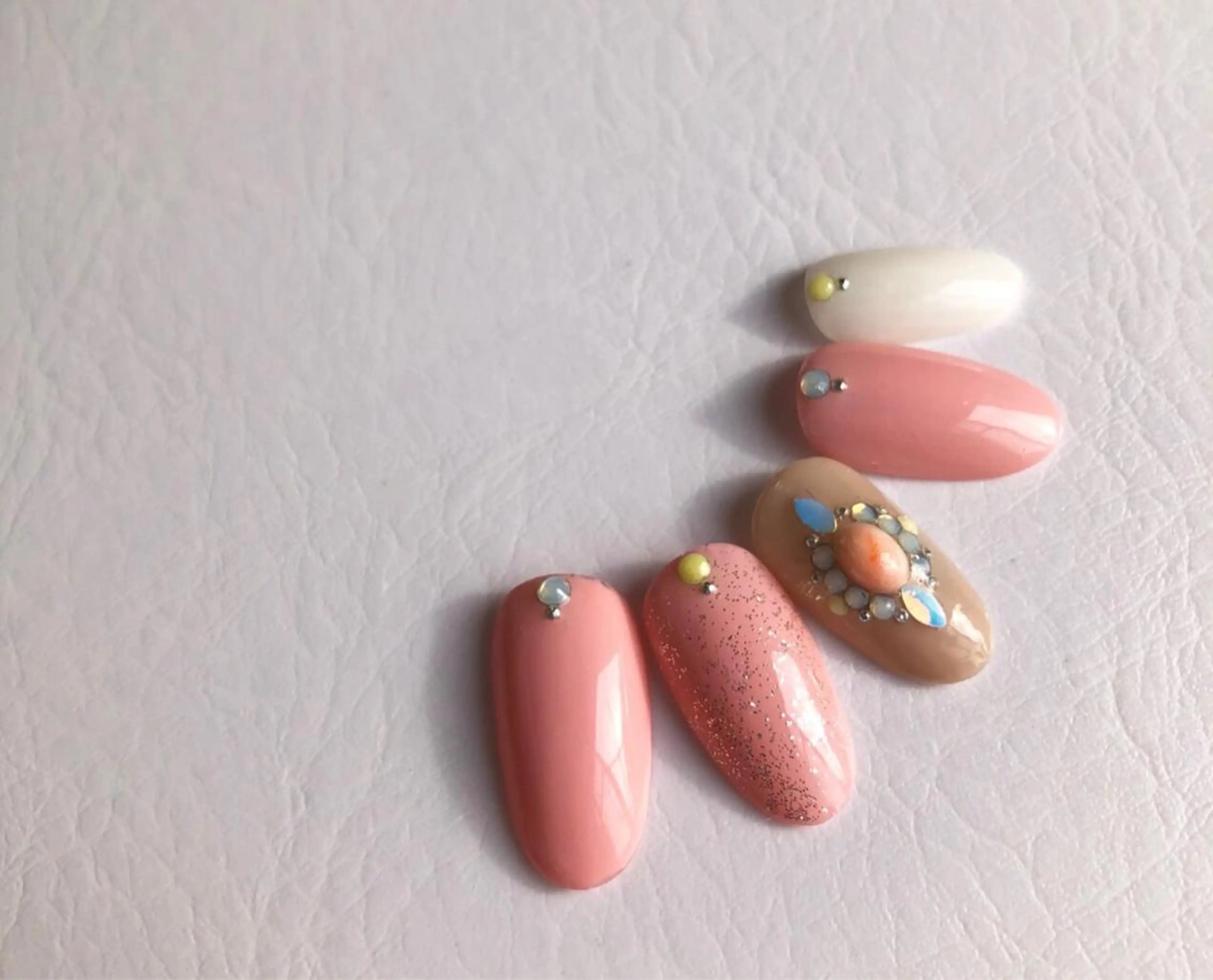 ネイル NailLaLuce ネイルラルーチェのネイルデザイン