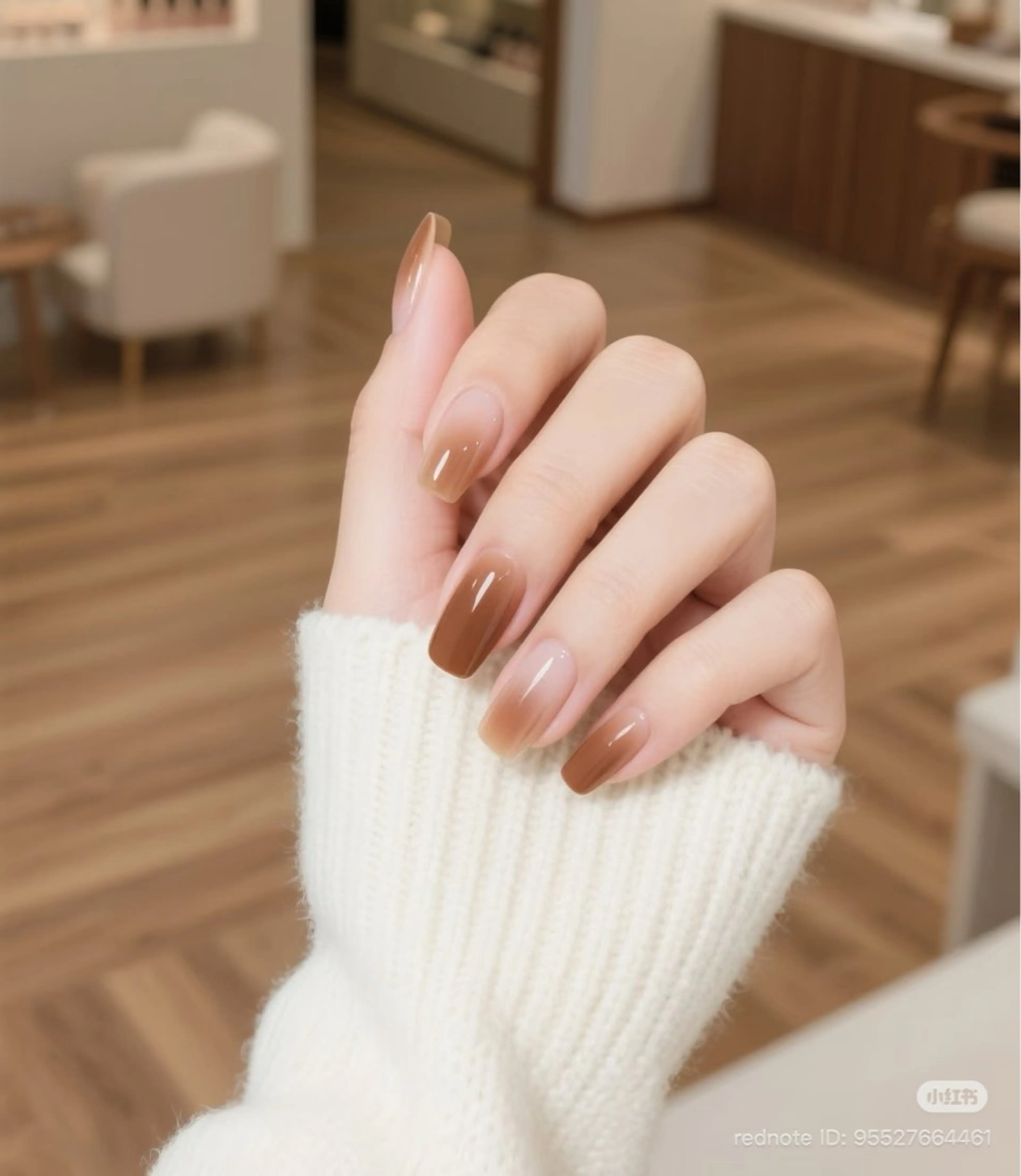 ネイル ATULA Nail 💅チップ長さだしのネイルデザイン
