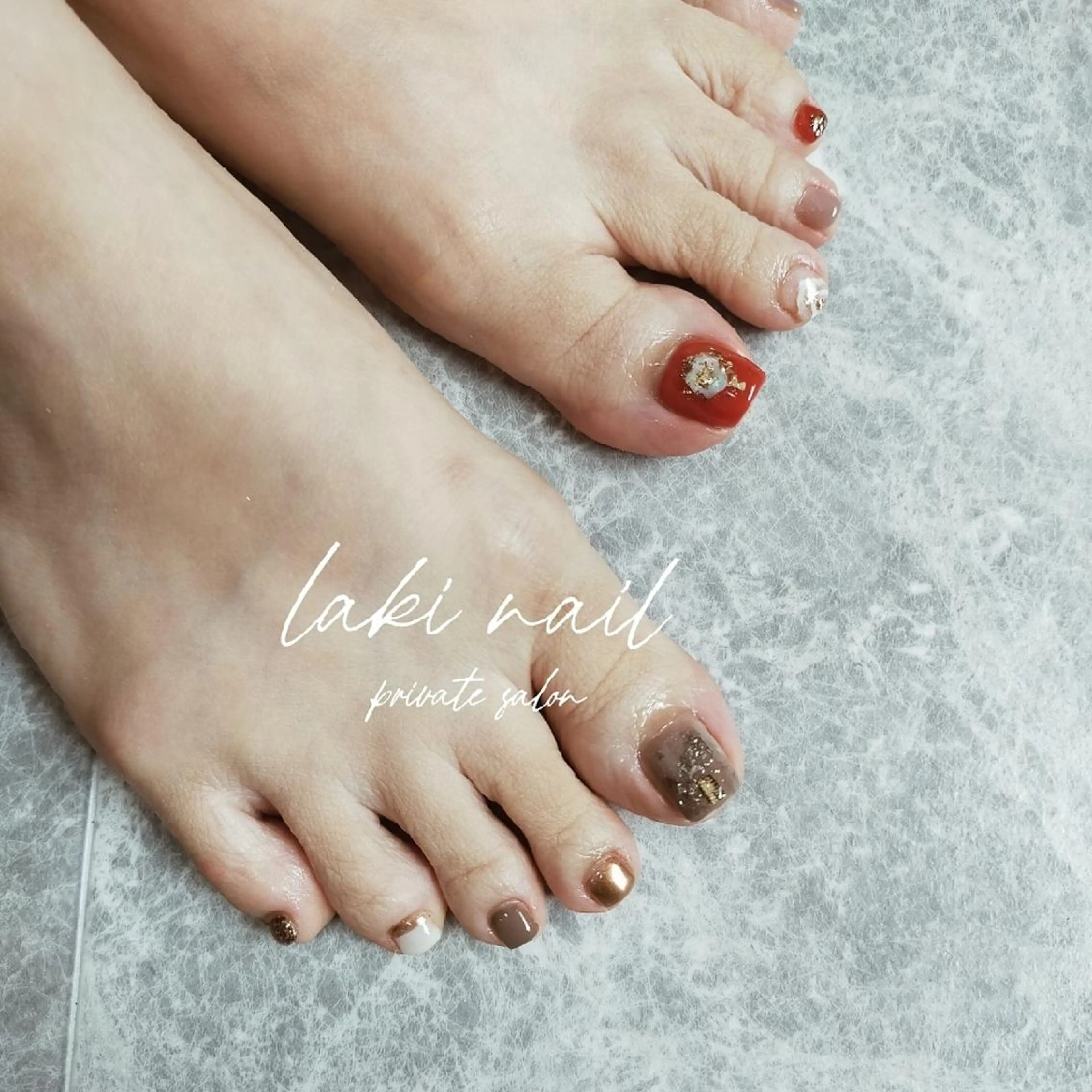 ネイル クリアネイル 成人式 フットネイル 大理石ネイル(マーブル) ニュアンスネイル フットネイル by lakiのネイルデザイン