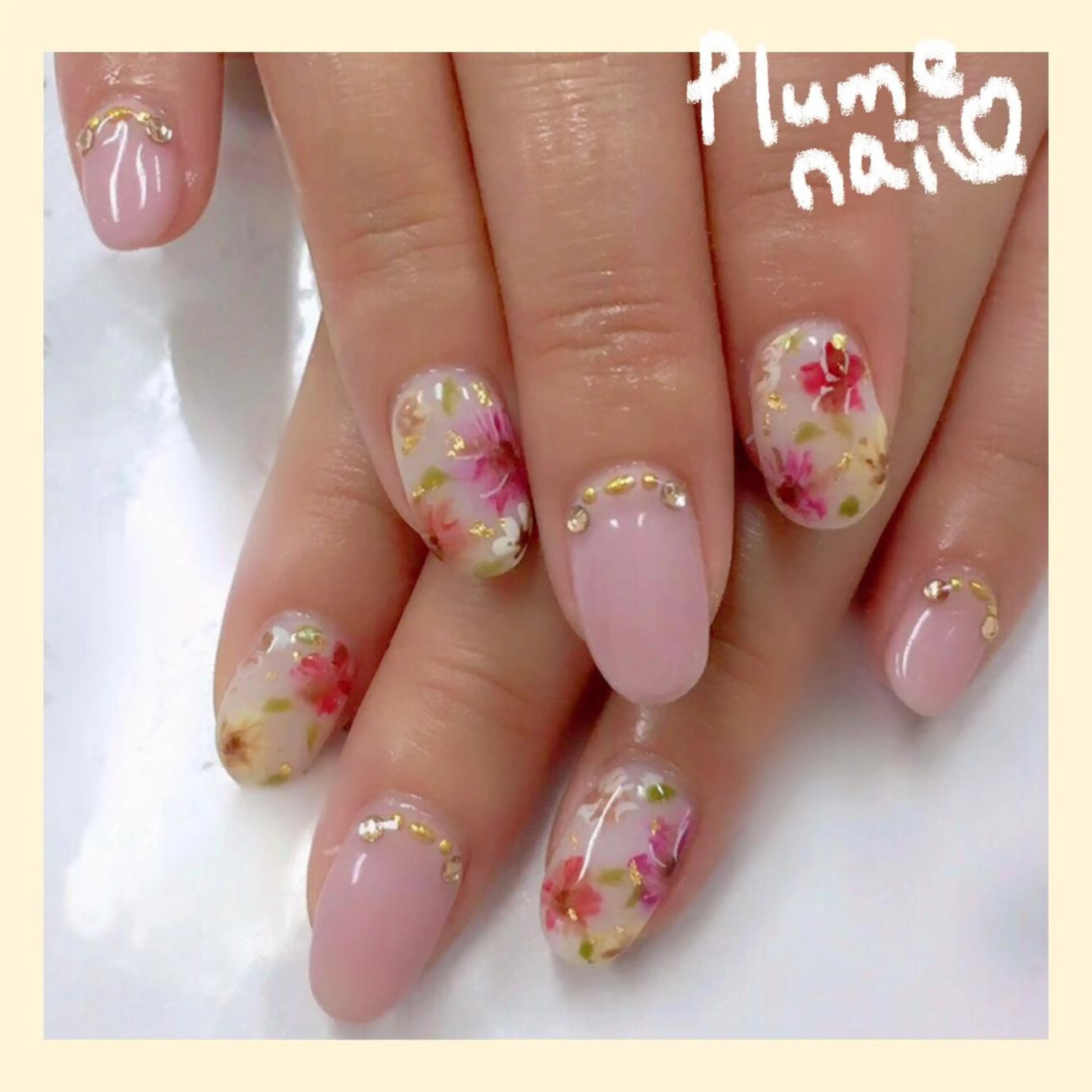 ネイル アートネイル フラワーネイル キラキラネイル 韓国ネイル ニュアンスネイル ハンドネイル plume nail ☆韓国ネイルのネイルデザイン