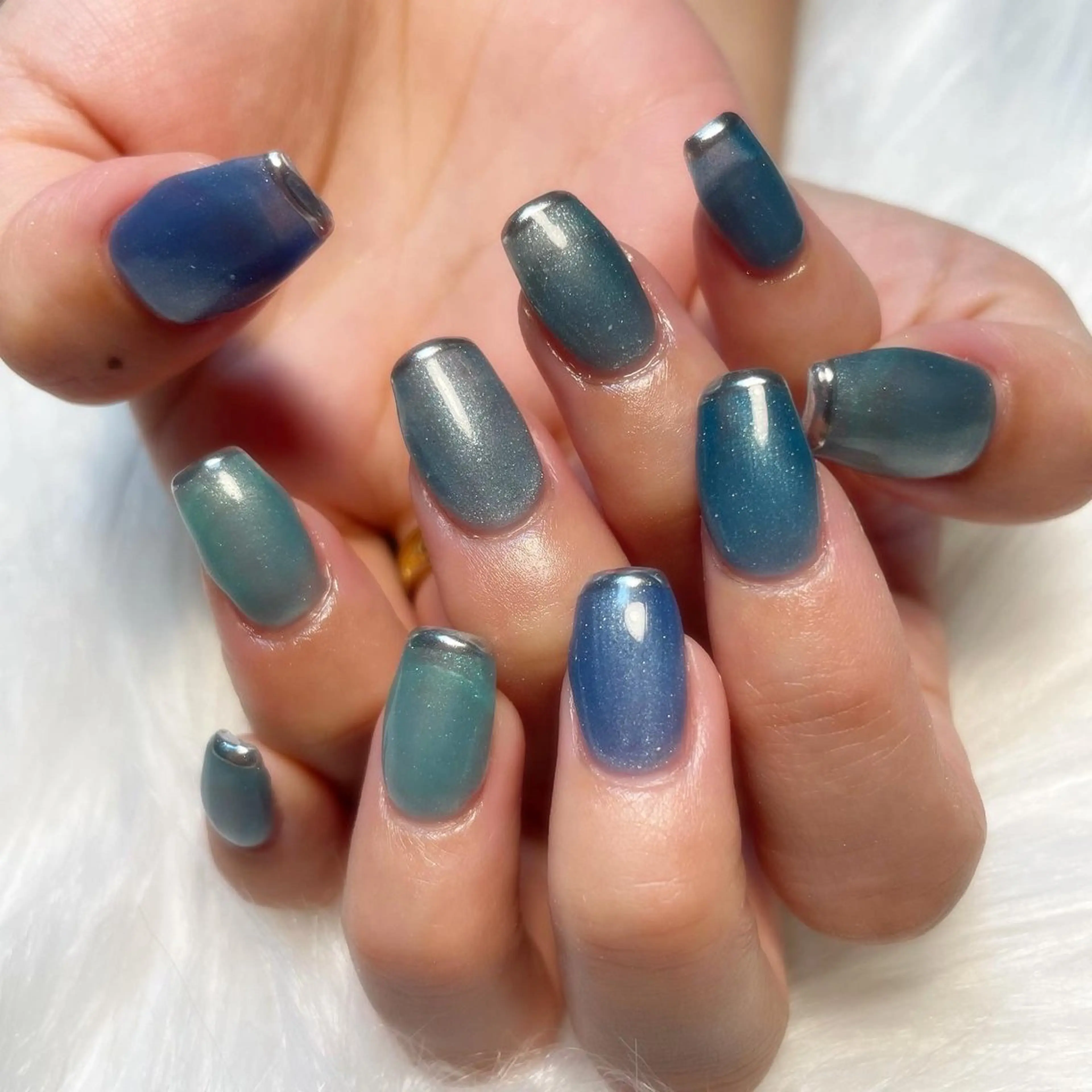 ネイル ハンドネイル ゴテゴテ💙ワンホン リオナのネイルデザイン