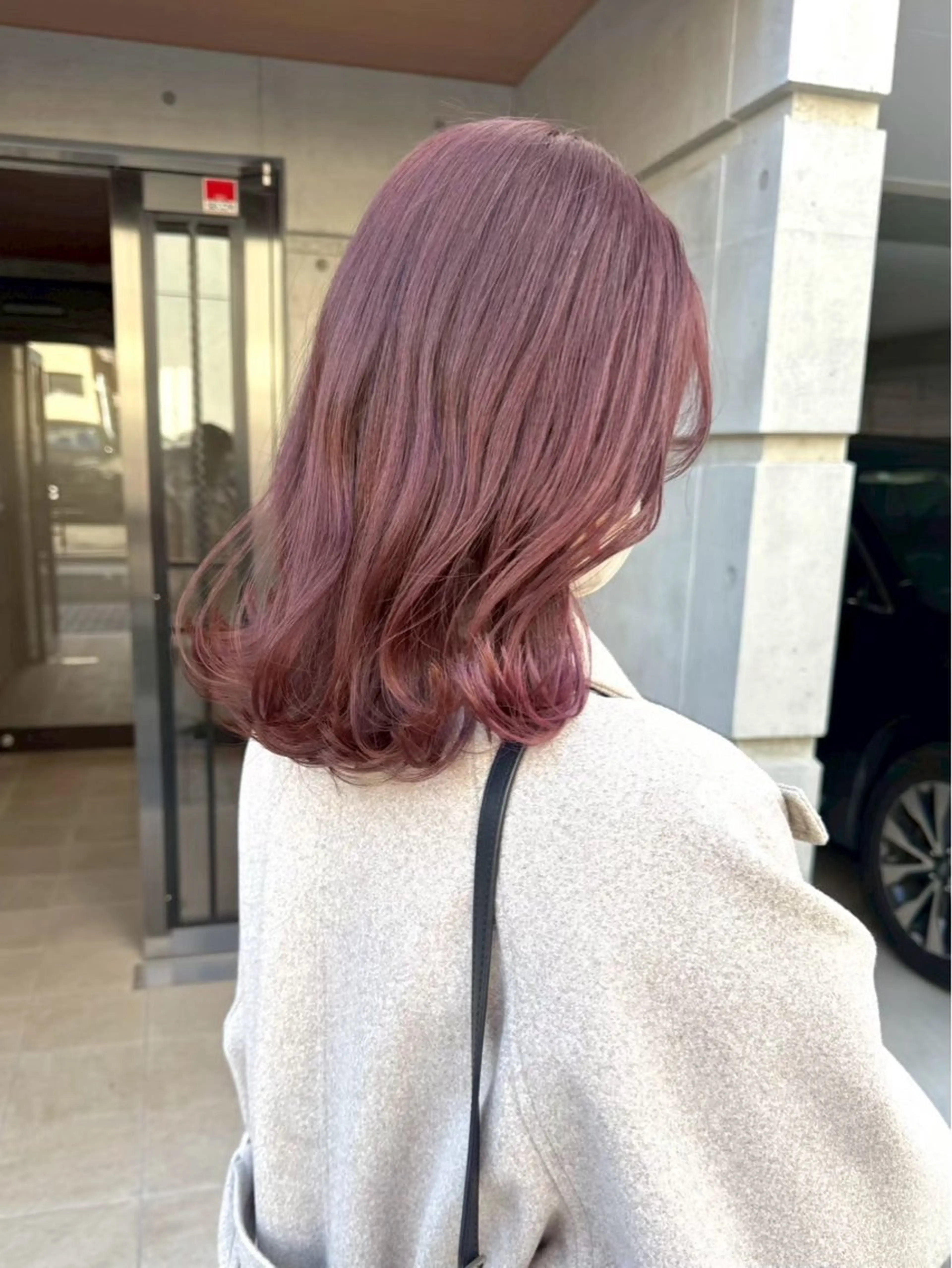 セミロング ヘアカラー カラーモデル募集中 🪽naoのヘアスタイル