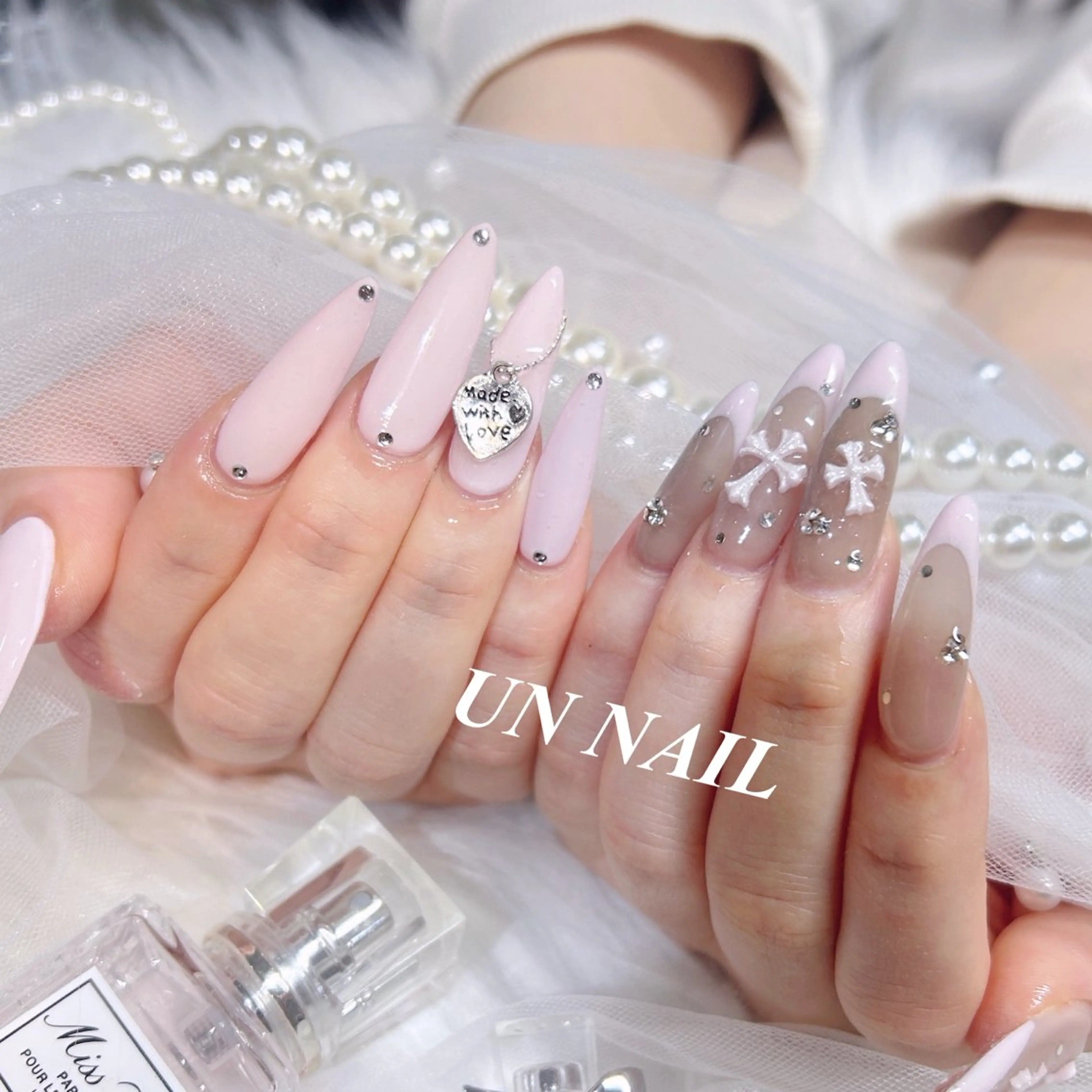 ネイル ハンドネイル UN NAILのネイルデザイン