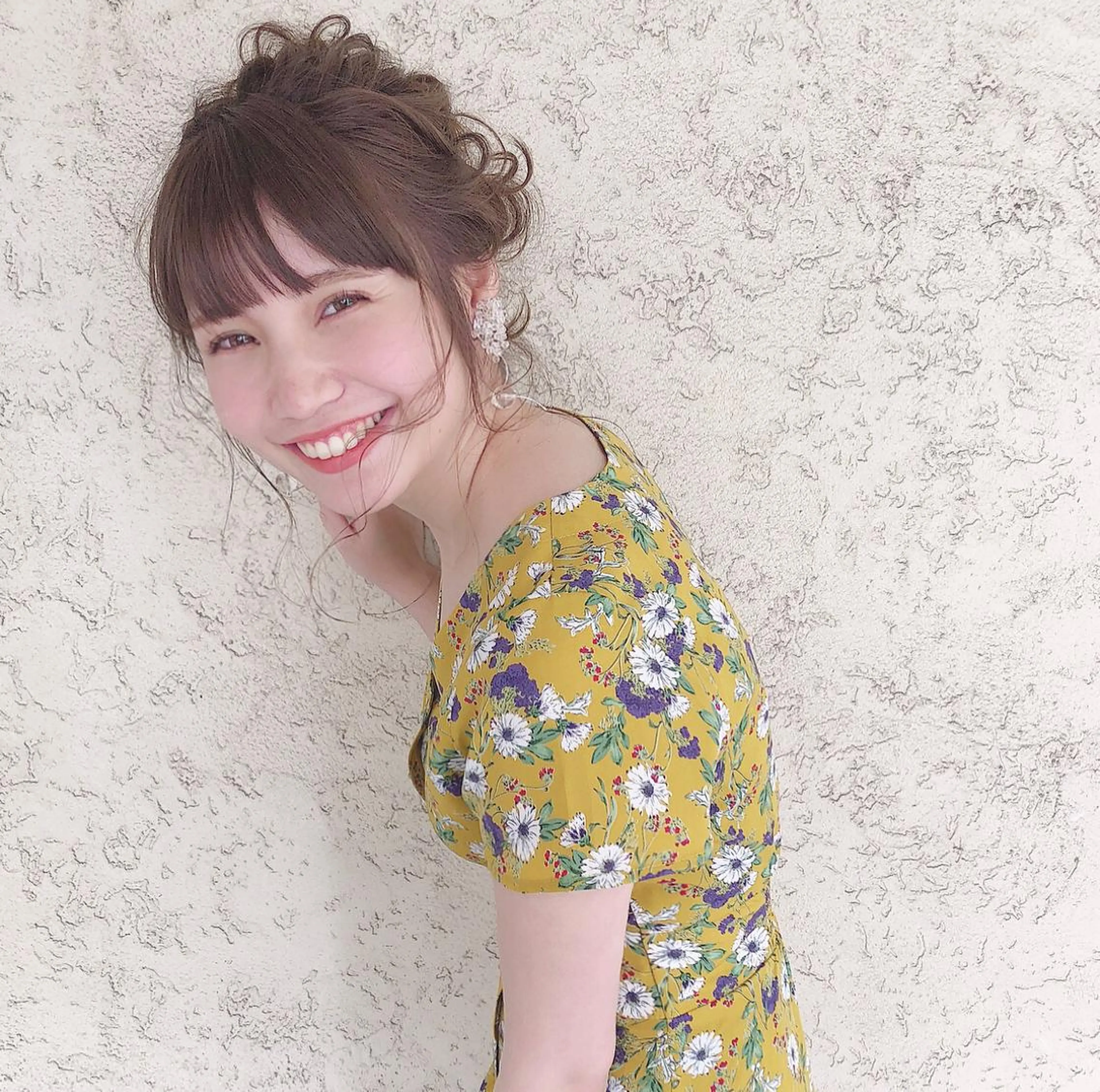 ロング ヘアアレンジ おくれ毛 autre所属・大久保 ひでなりのヘアスタイル