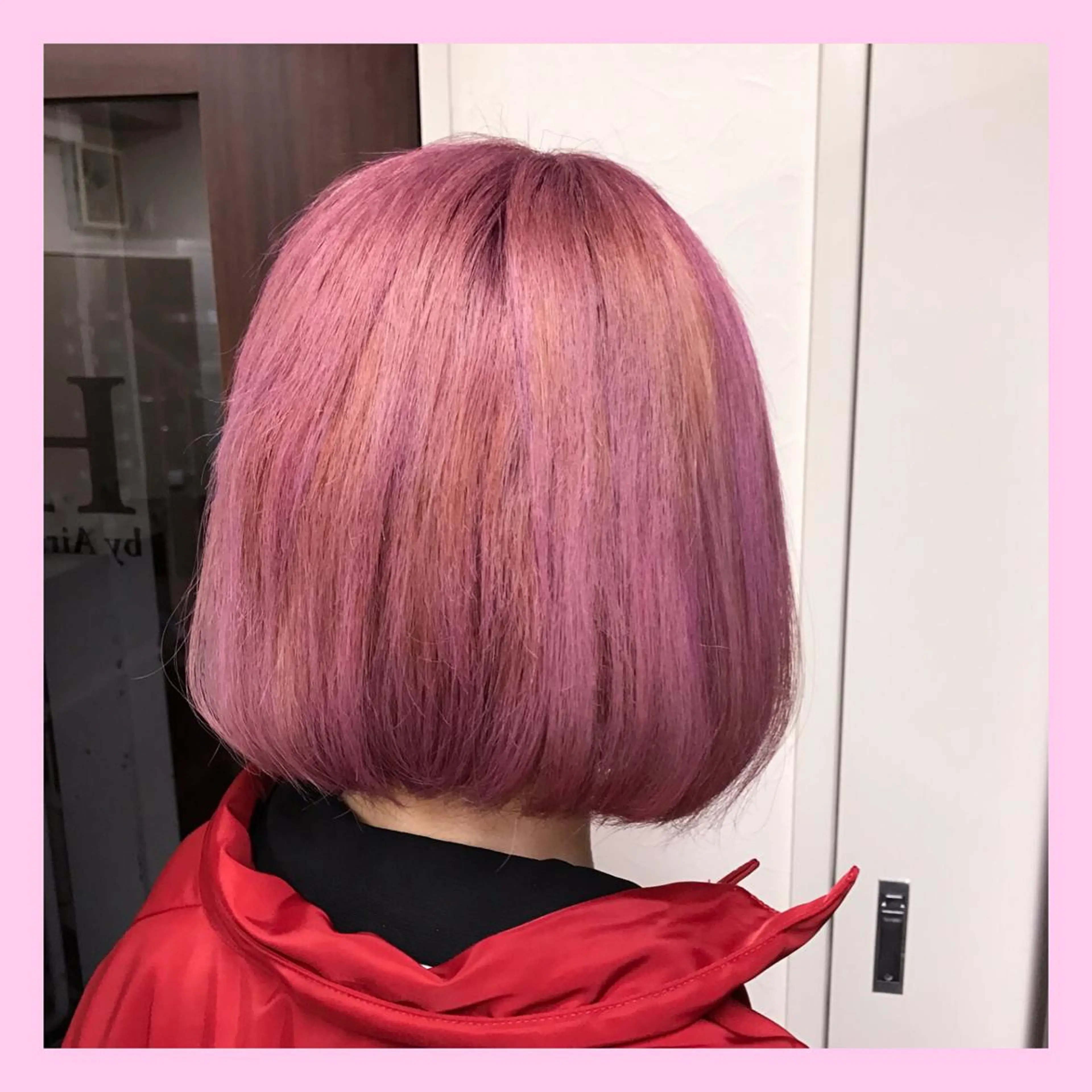 ミディアム カラー SHIN/レイヤー カット×クロスパーマのヘアスタイル