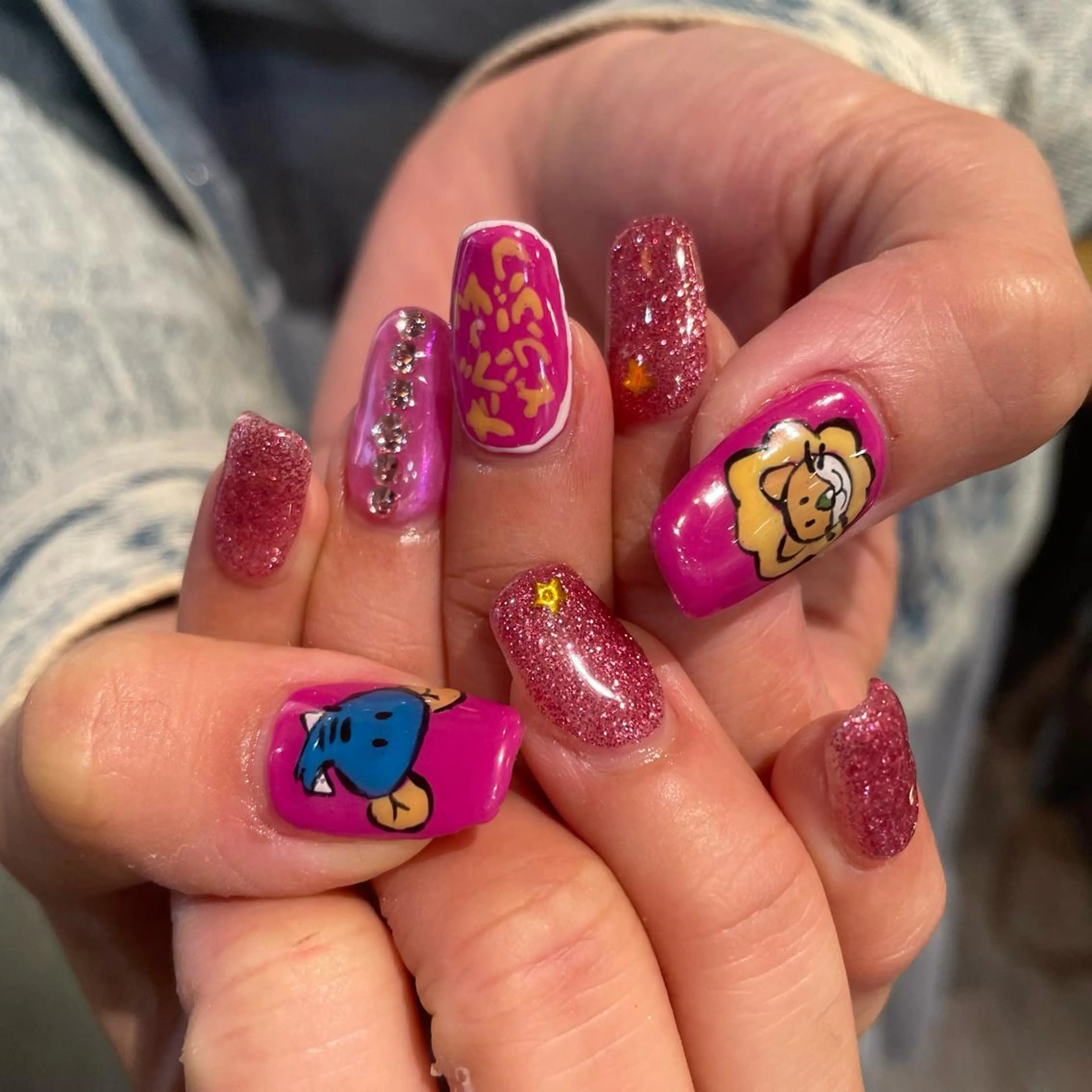 ネイル アートネイル ジェルネイル パラジェル ハンドネイル 韓国ヘア🦋 MIYUのヘアスタイル