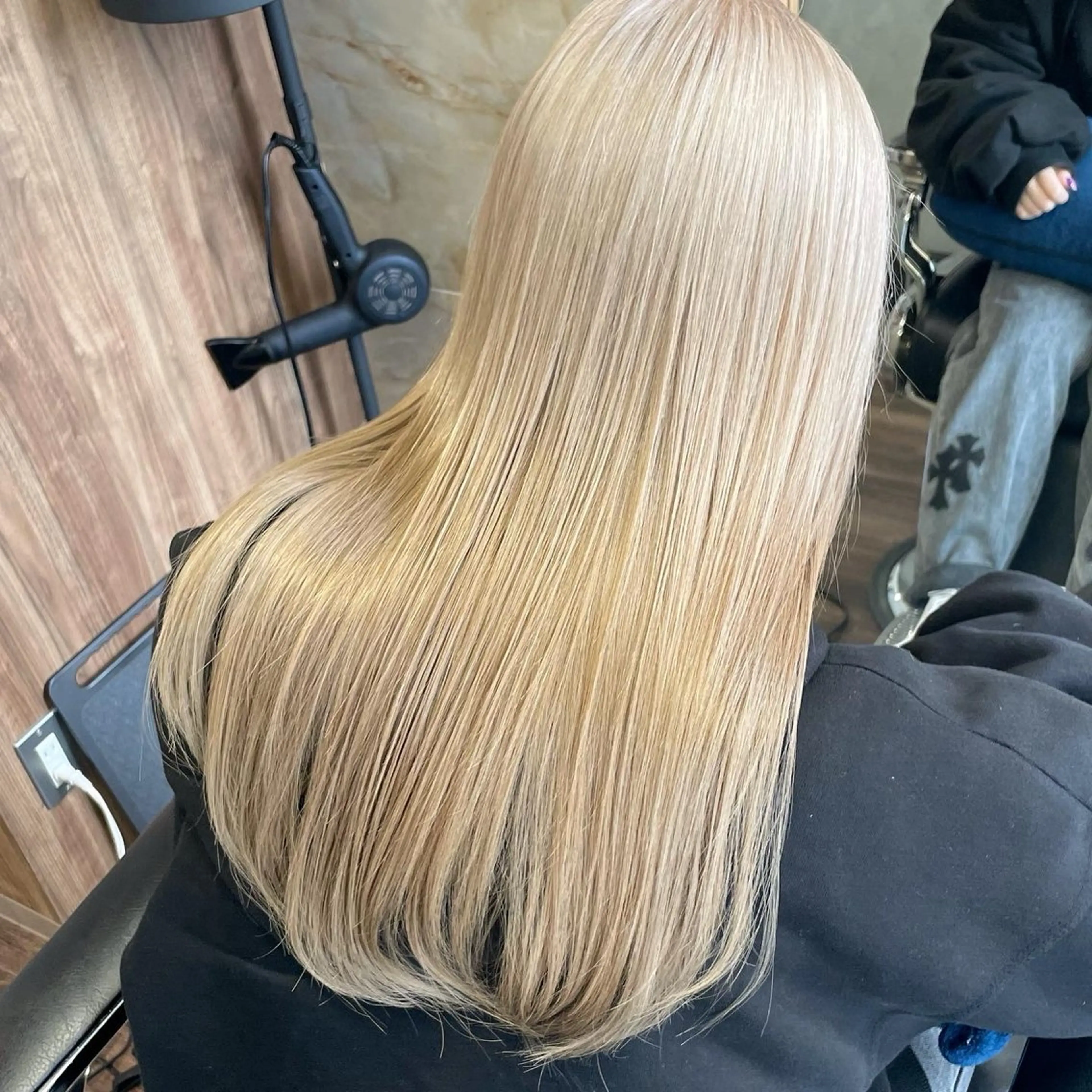 セミロング カラー ヘアカラー トリートメント Lull (シェアサロンReco VIProom)所属・Lull1人美容室 バレイヤージュのヘアスタイル