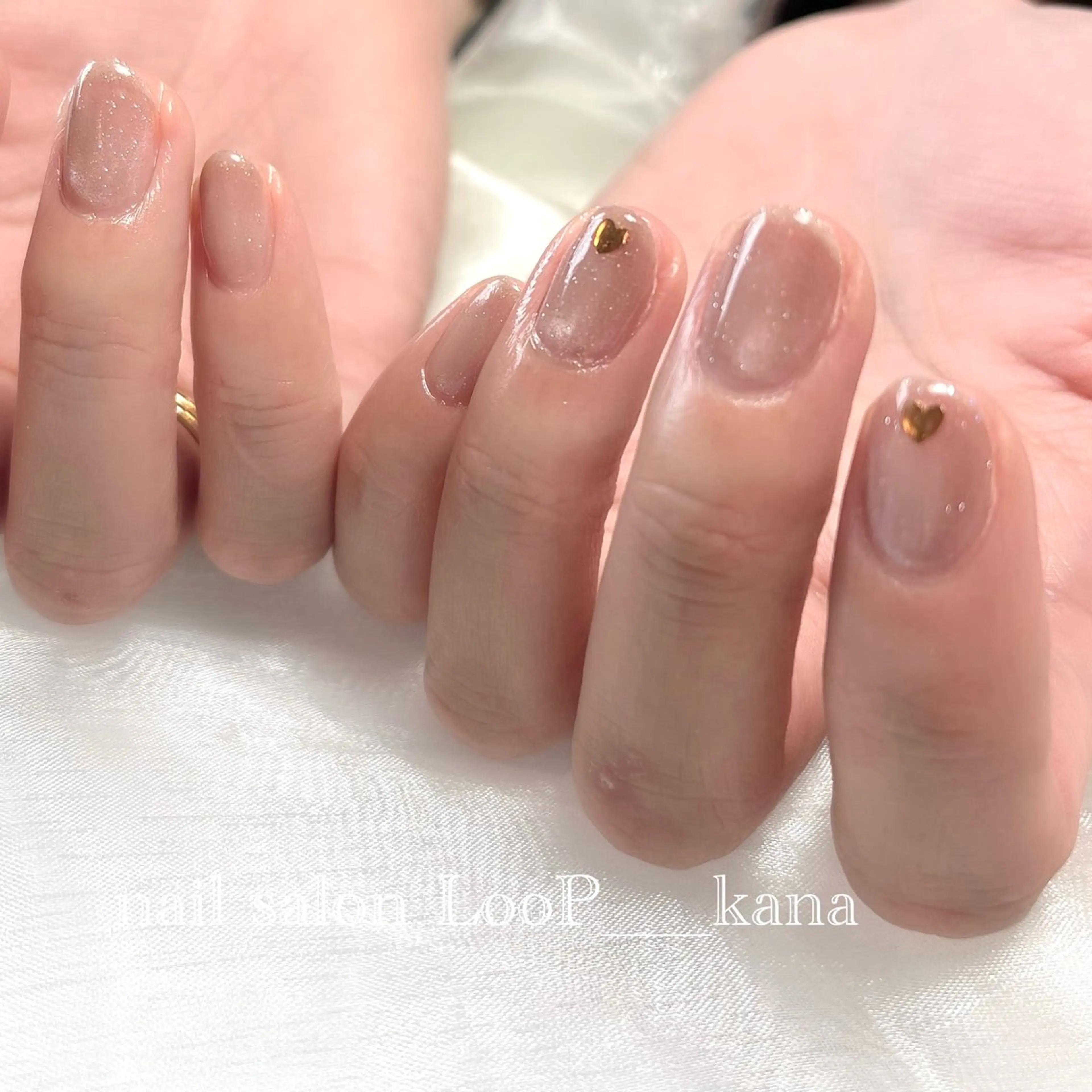 ネイル ブラウン ゴールド ハート マグネットネイル ネイルモデル募集中 LooP-kanaのネイルデザイン