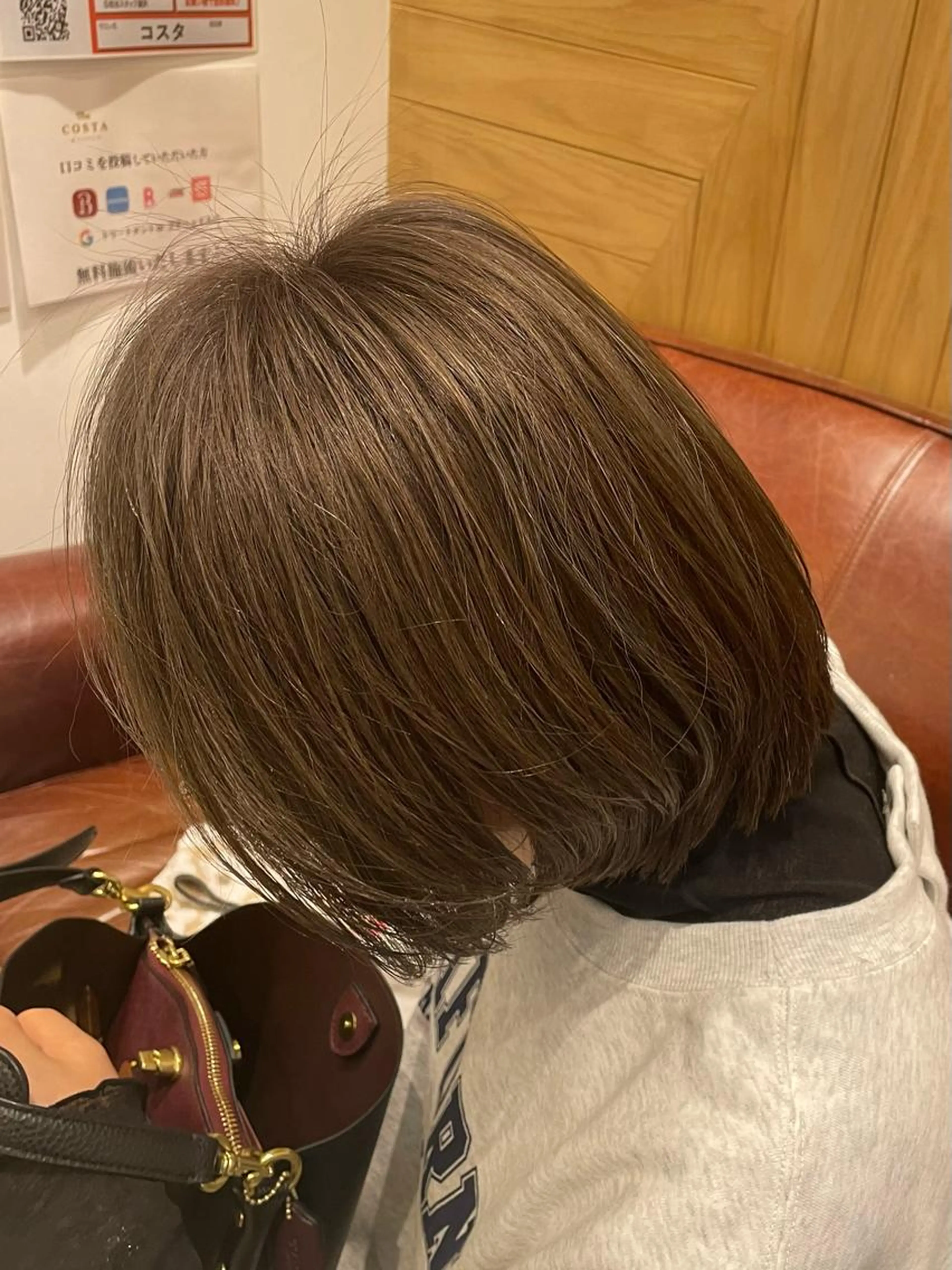 白髪ぼかしケアハイライト＋透明感カラーの写真