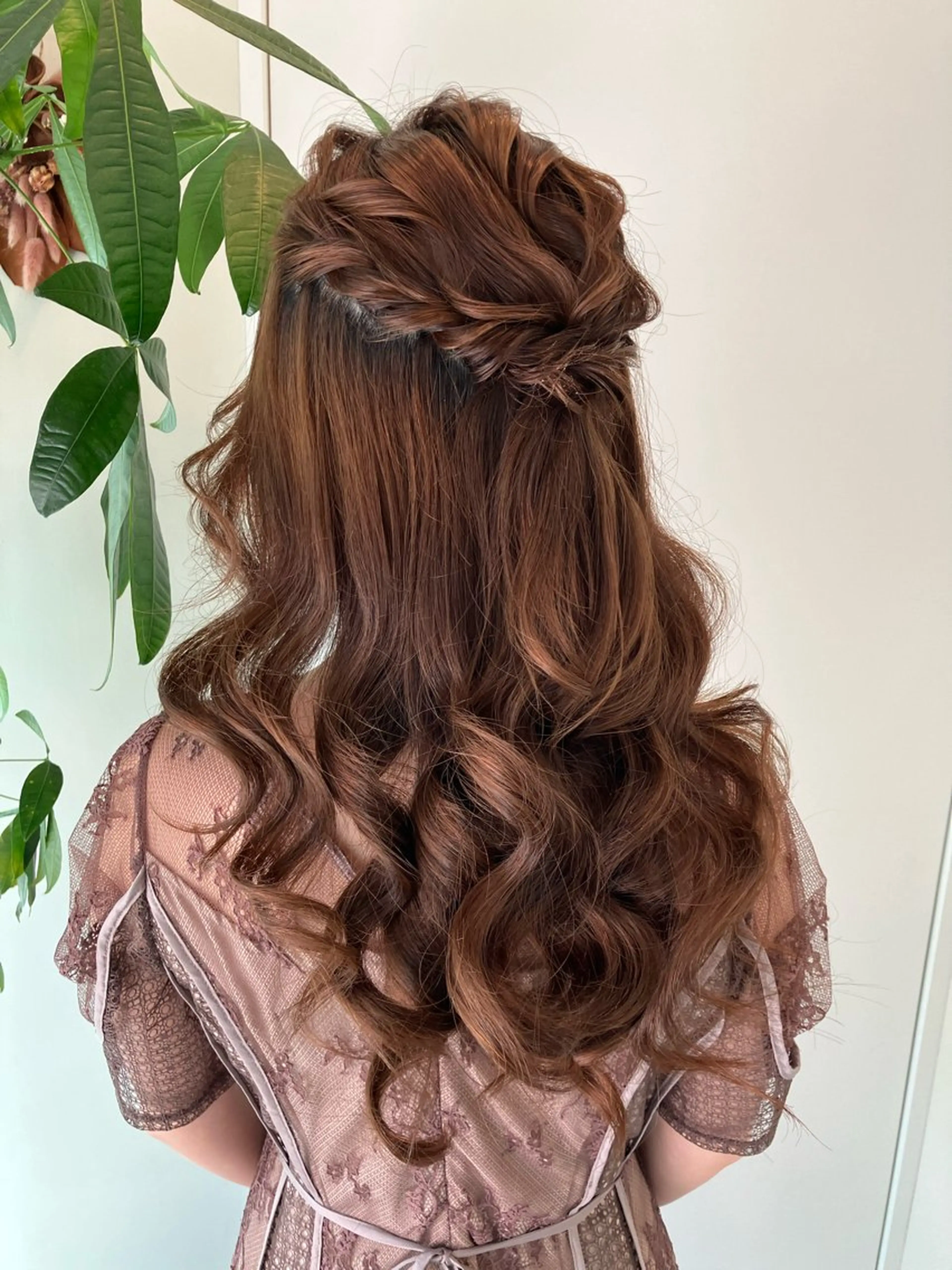 ヘアアレンジ ハーフアップ 結婚式・ブライダル Hair&Make Nahoのマツエク・マツパデザイン