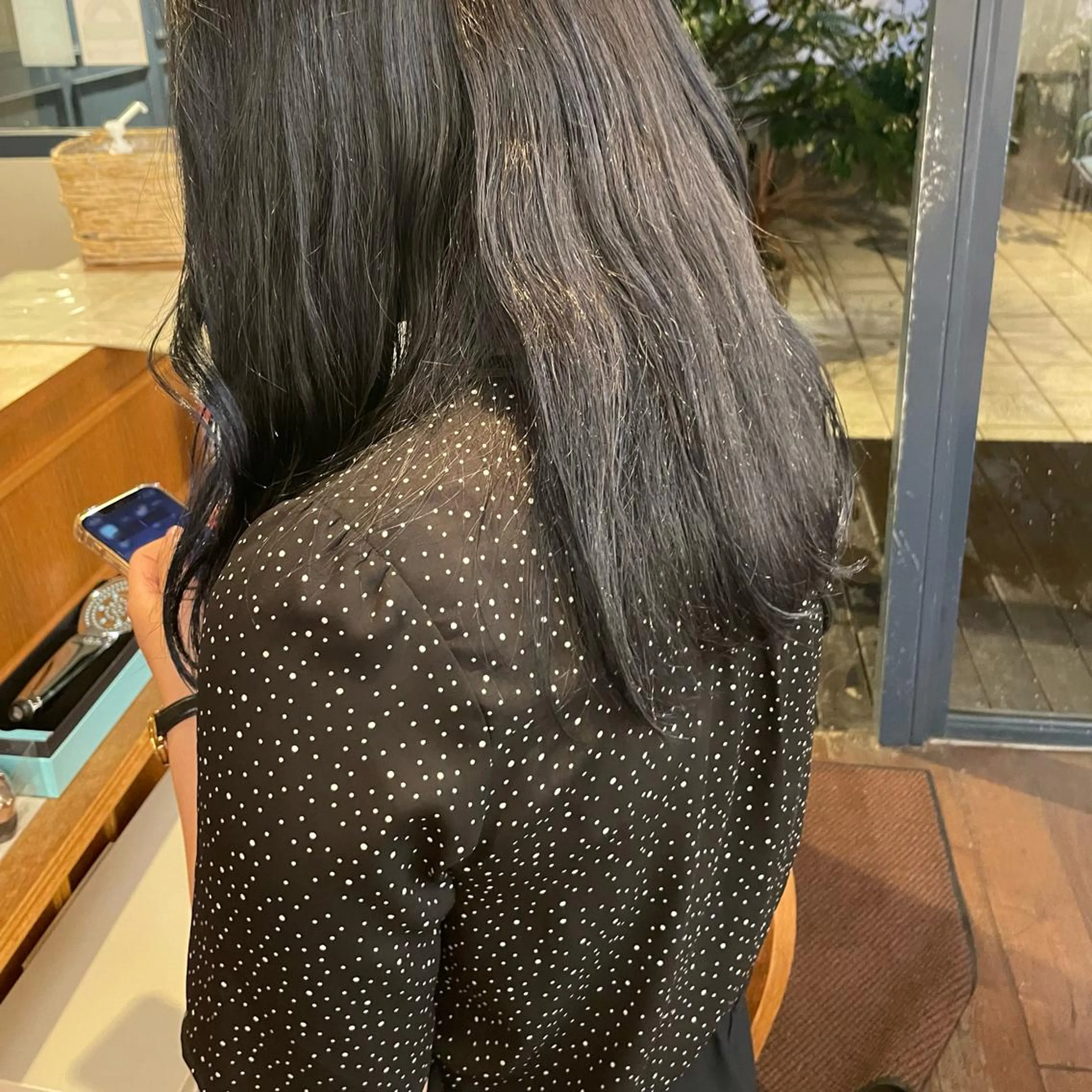 セミロング カラー ヘアアレンジ ヘアカラー トリートメント 抜け感perm🌐 |kazaneのヘアスタイル