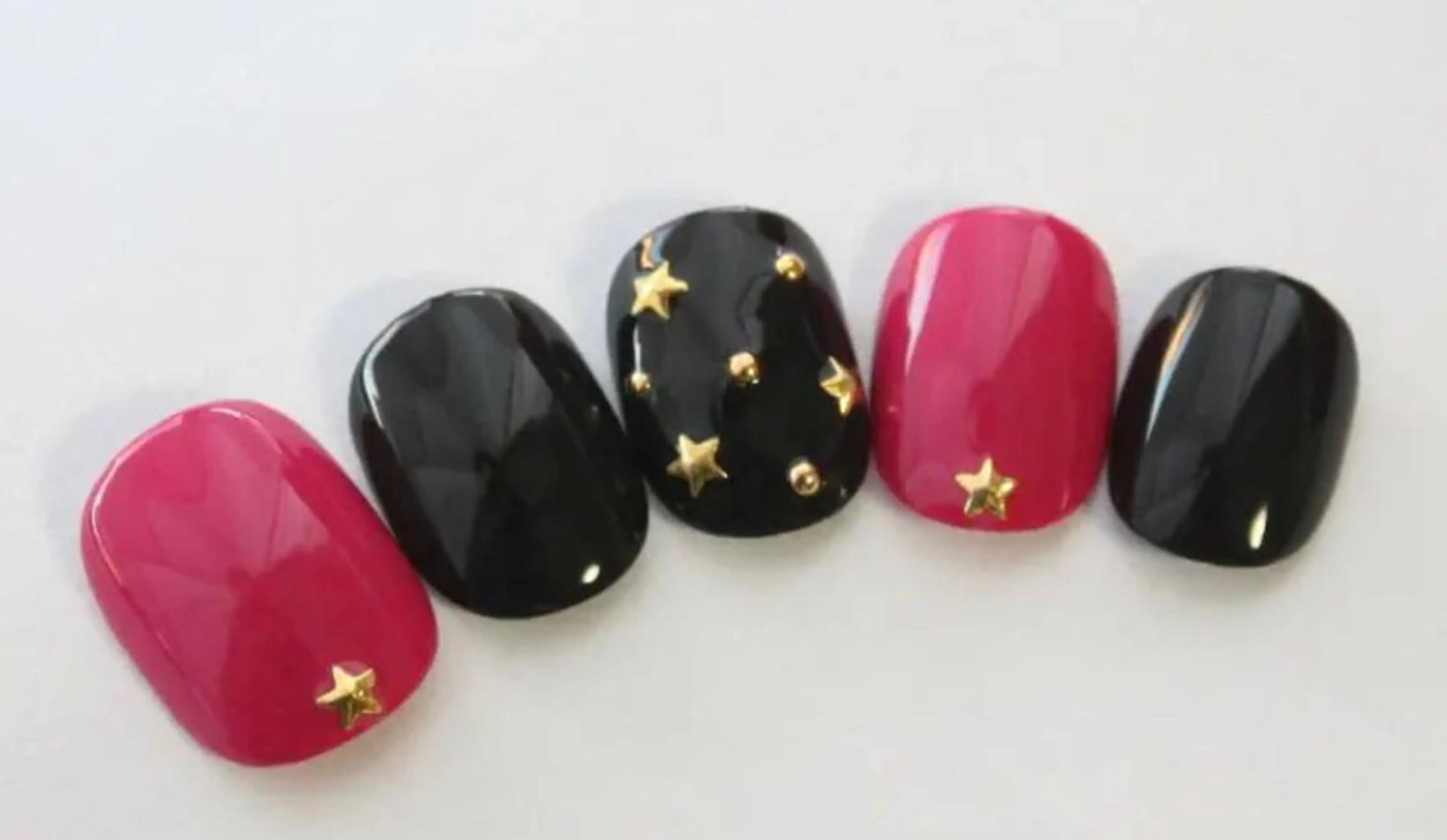 ネイル ハンドネイル ゲン レイカのネイルデザイン