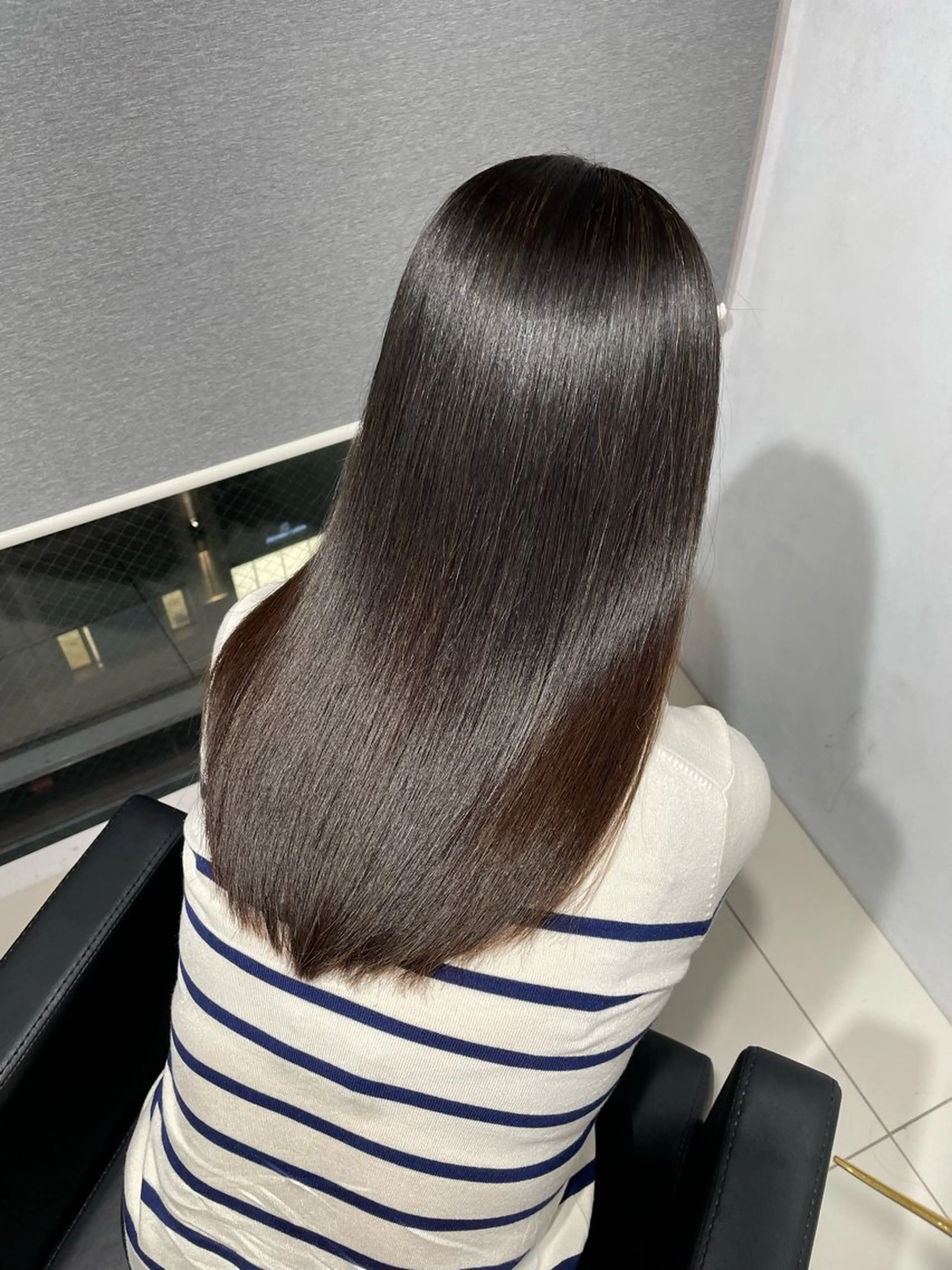 セミロング カット 縮毛矯正 トリートメント ヘッドスパ ✨髪質改善✨美髪 矯正🫧小泉のヘアスタイル