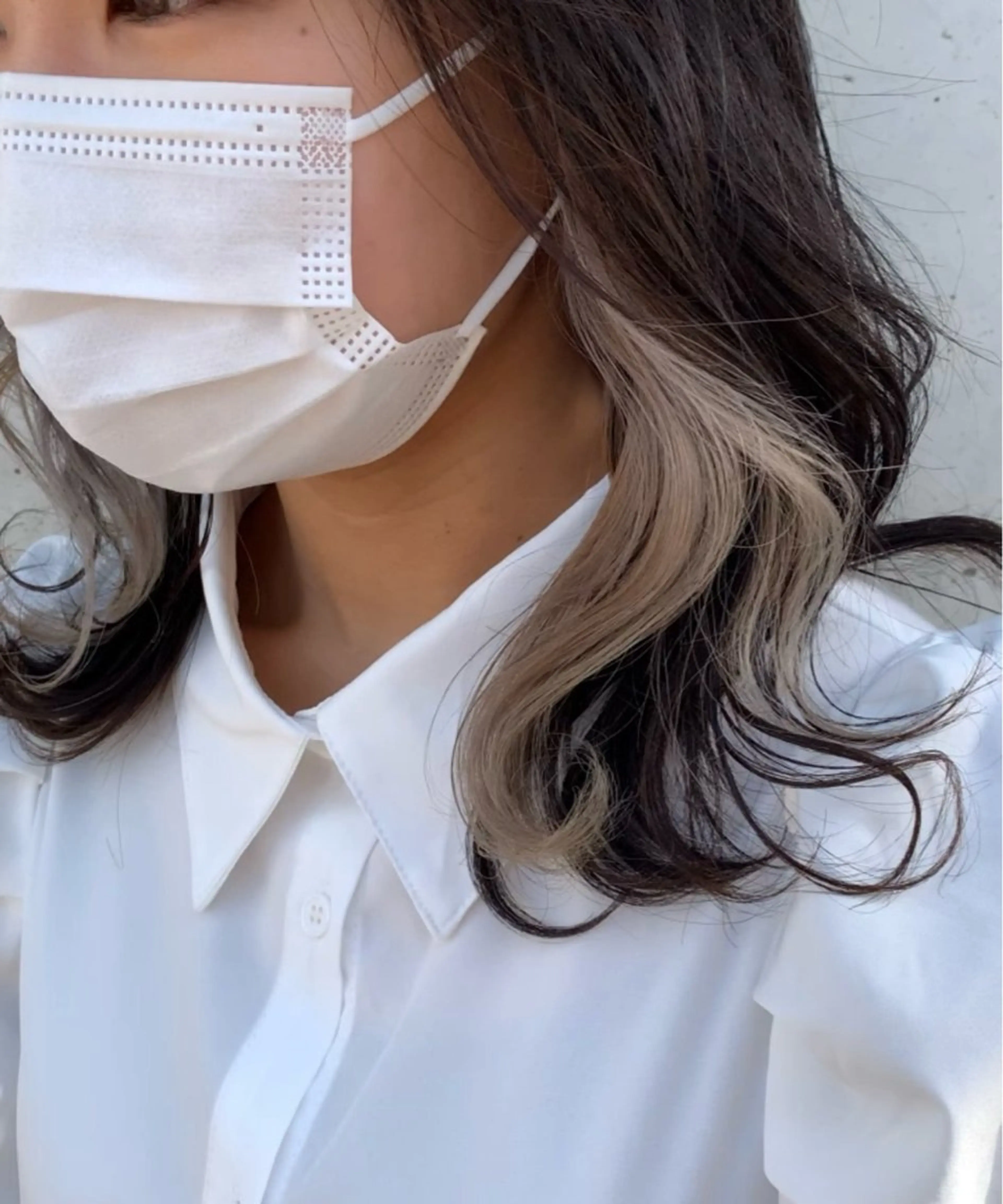 セミロング 透け感カラー 顔周り/neneのヘアスタイル