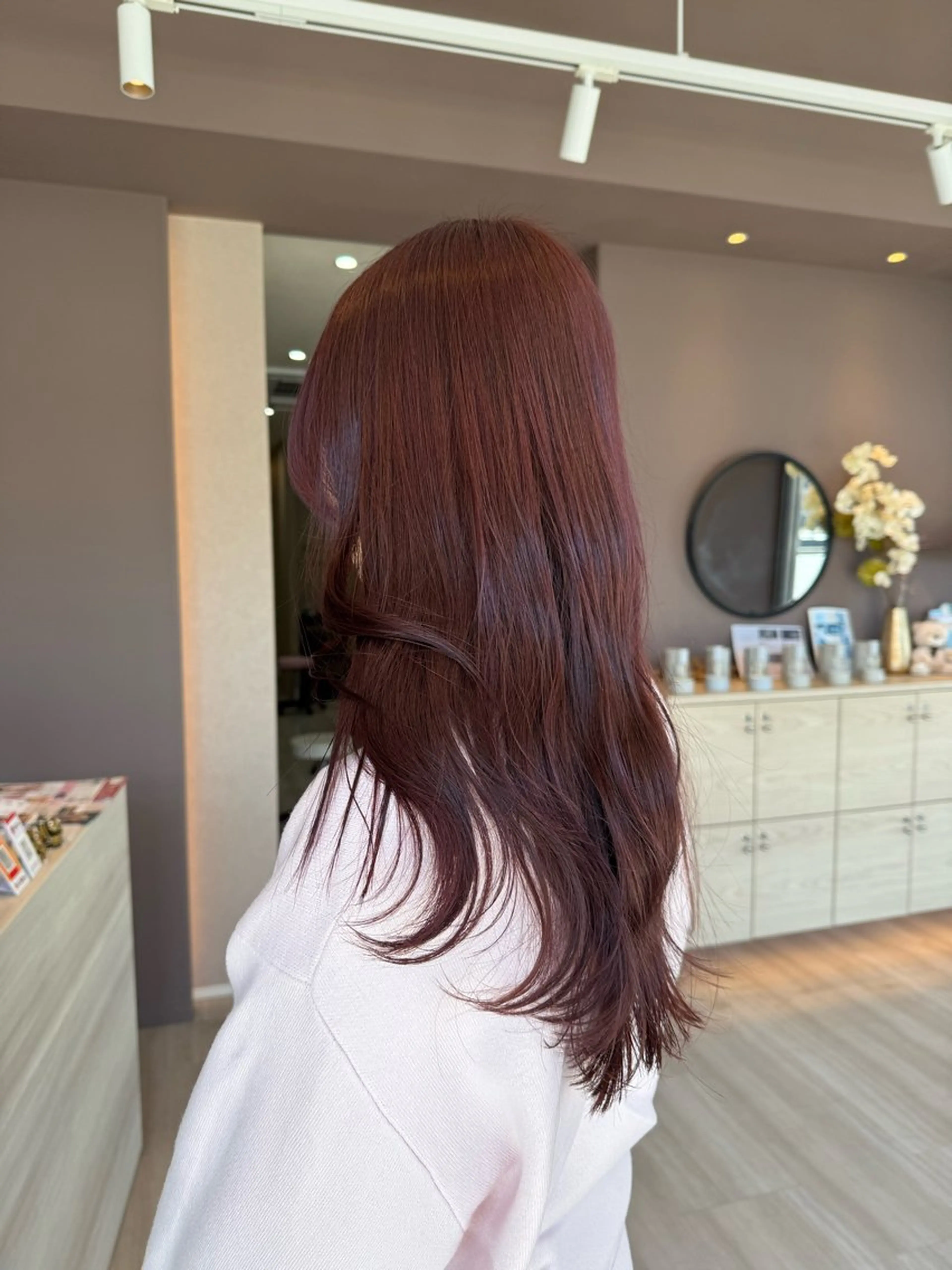 ロング カット ヘアカラー トリートメント Lien.AKI 透明感カラー🤍のヘアスタイル