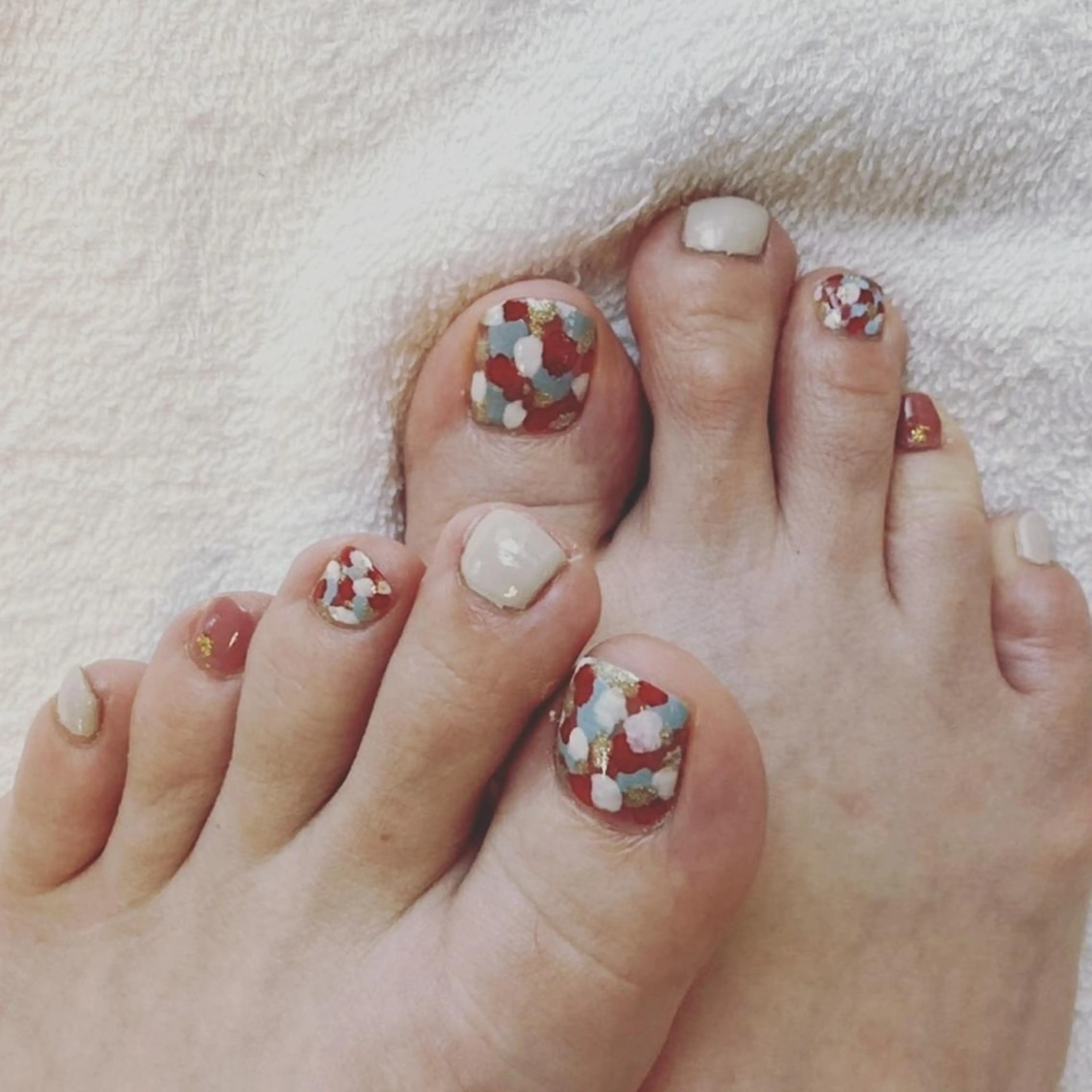 千葉家蘭磨ネイル♣所属・千葉家蘭磨ネイル♣と タイ古式マッサージのネイルデザイン