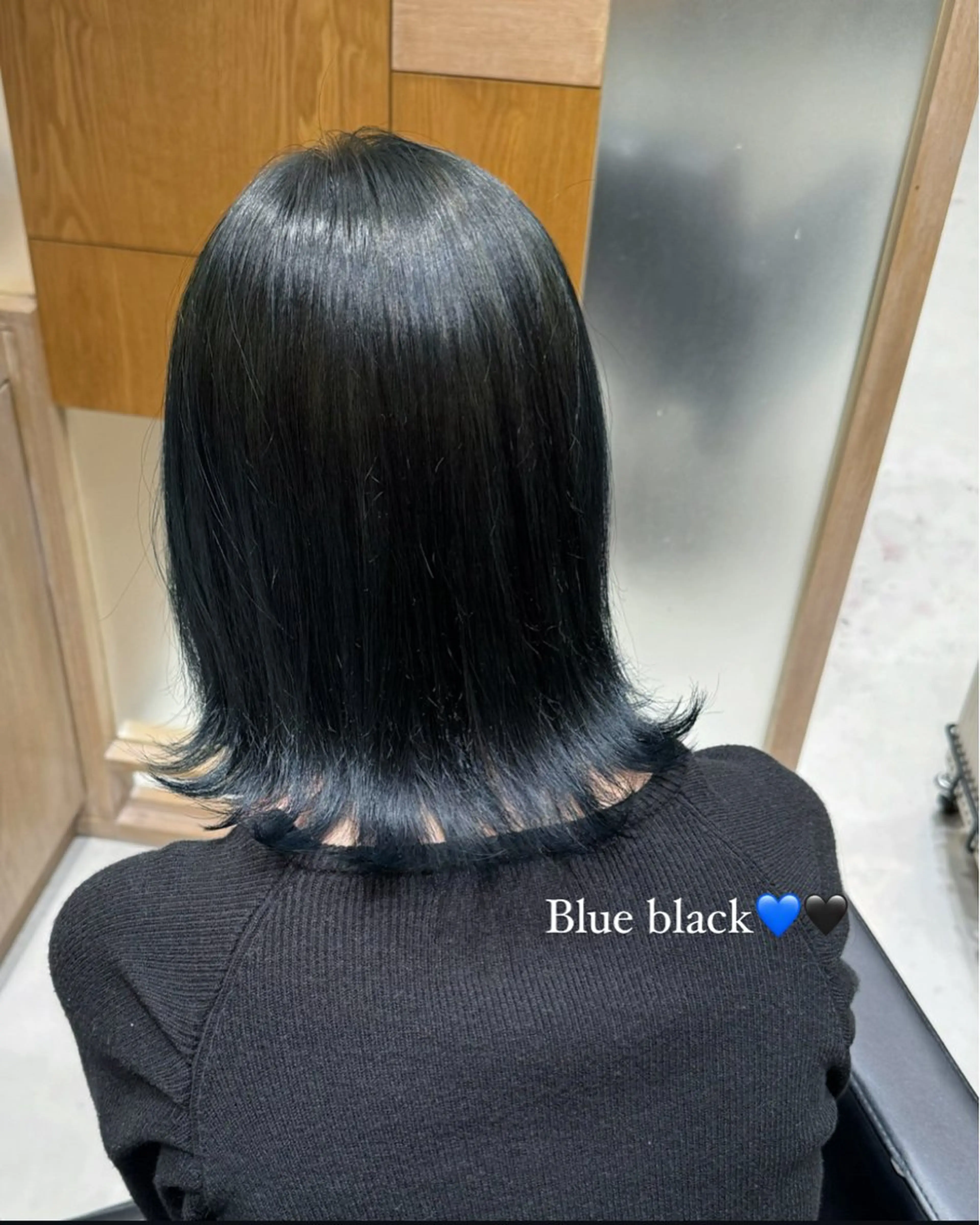 ミディアム カット ヘアカラー トリートメント 透明感カラー/顔周り カット/レイヤーにかのヘアスタイル