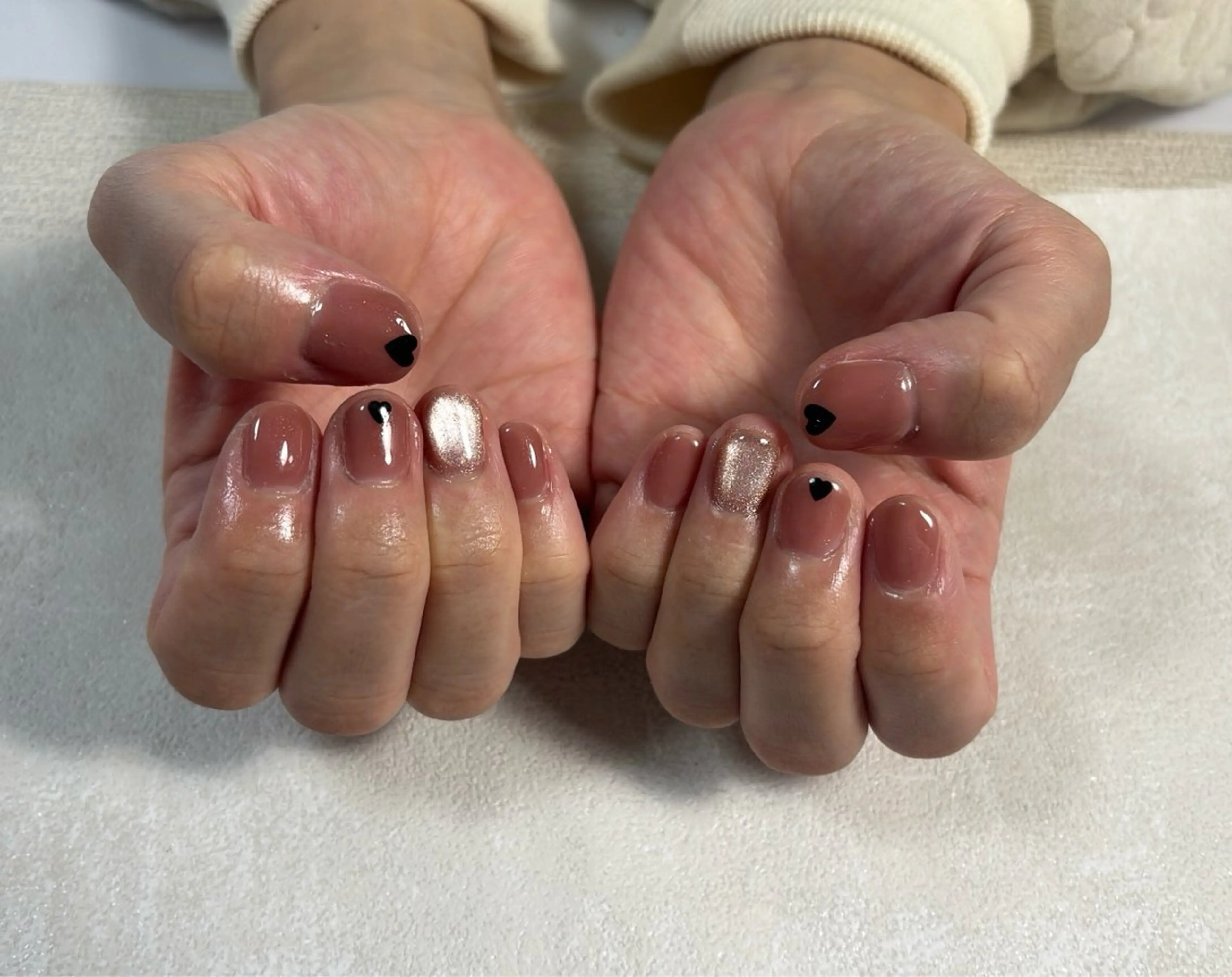 ネイル オーロラネイル ブルー フットネイル フレンチネイル ジェルネイル ハンドネイル kiki nail たまプラーザのネイルデザイン